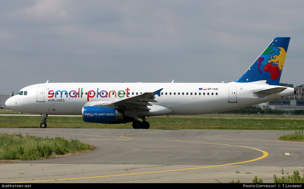 Aircraft Photo of SP-HAI | Airbus A320-233 | Small Planet Airlines | AirHistory.net #299835
