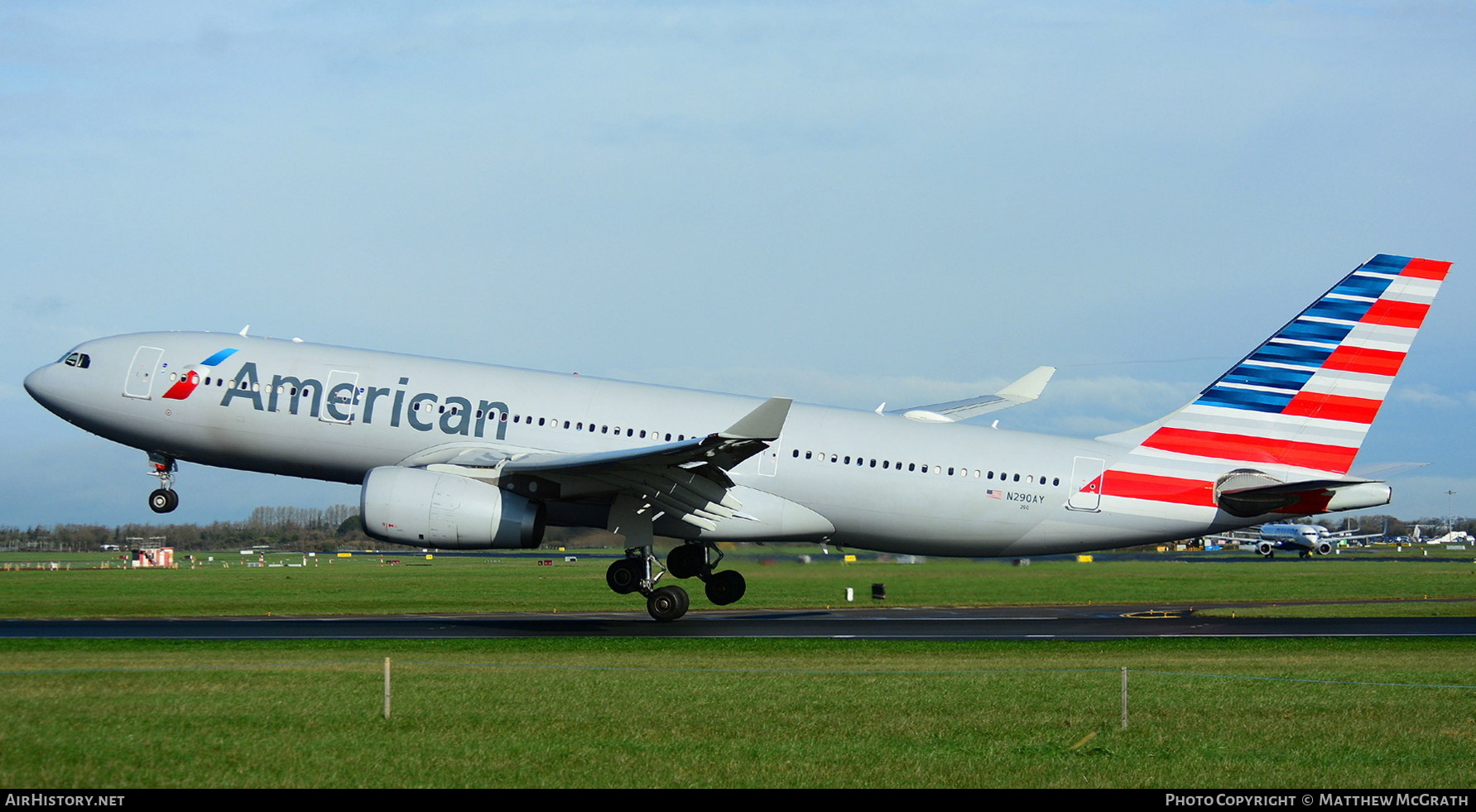 Aircraft Photo of N290AY | Airbus A330-243 | American Airlines | AirHistory.net #299839