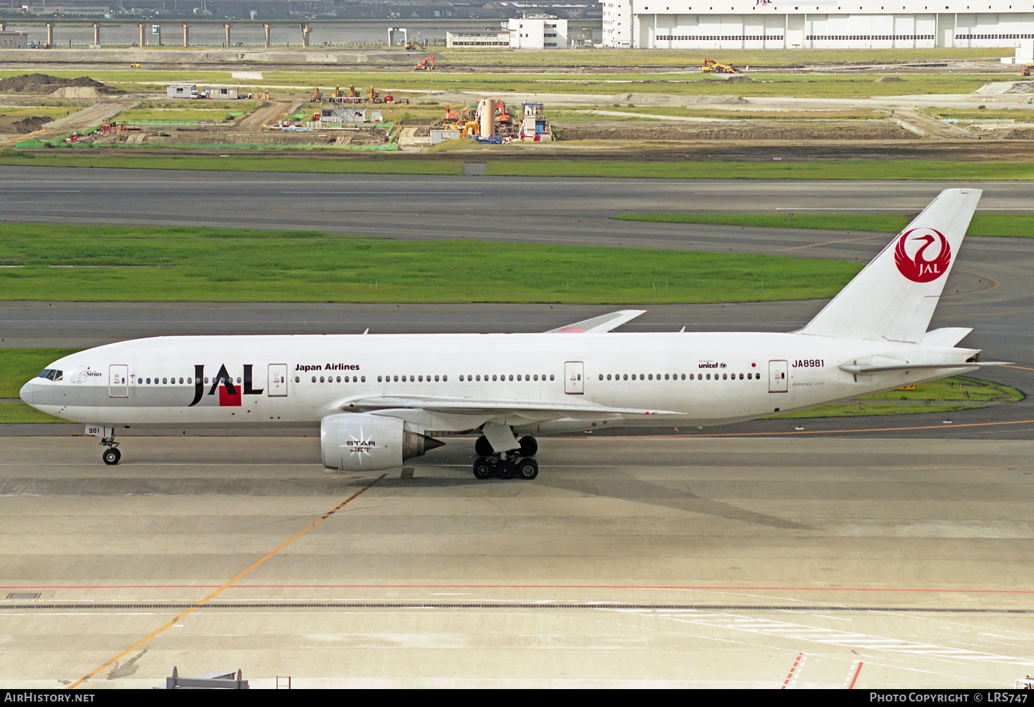 Aircraft Photo of JA8981 | Boeing 777-246 | Japan Airlines - JAL | AirHistory.net #299914