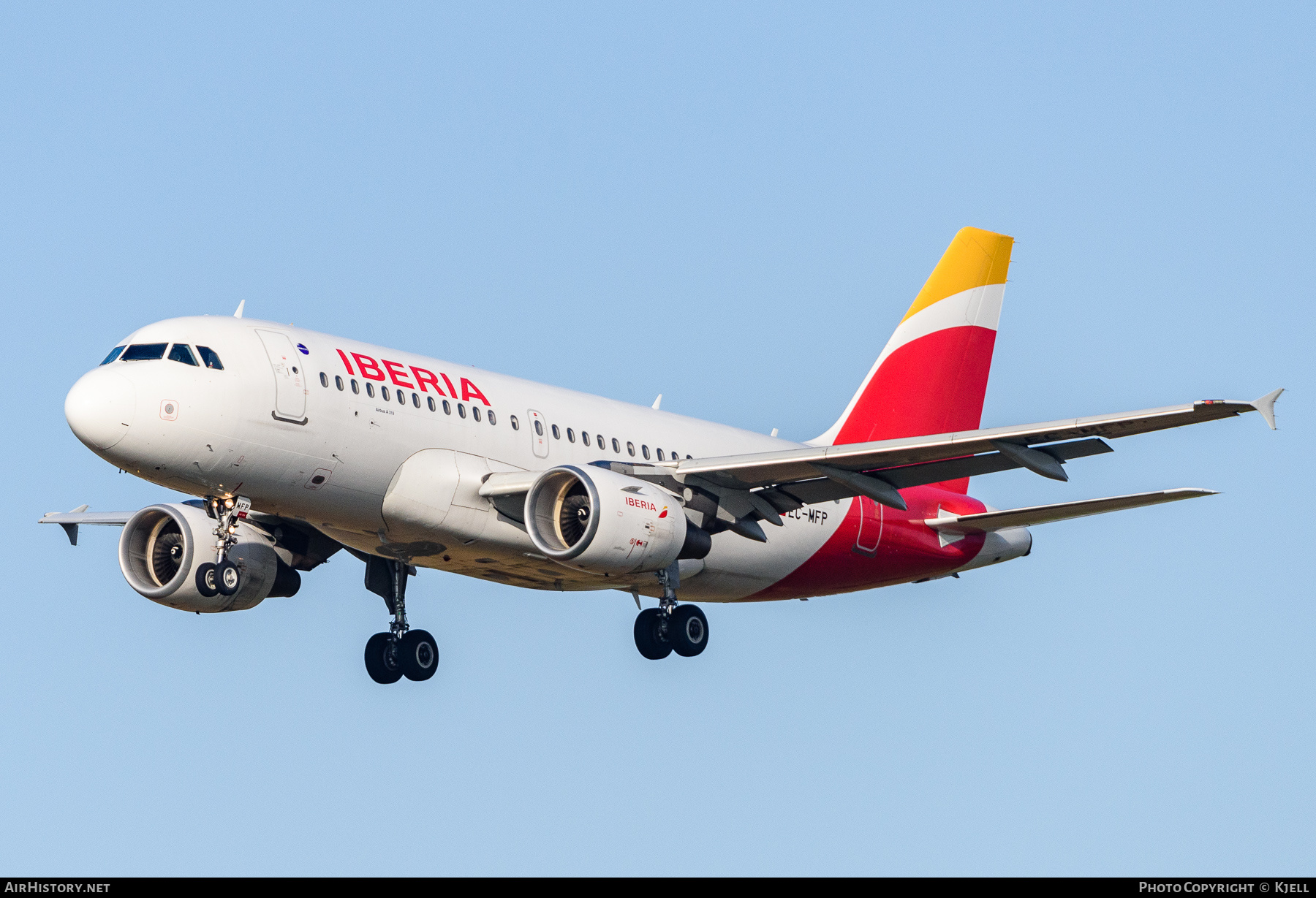 Aircraft Photo of EC-MFP | Airbus A319-111 | Iberia | AirHistory.net #299997