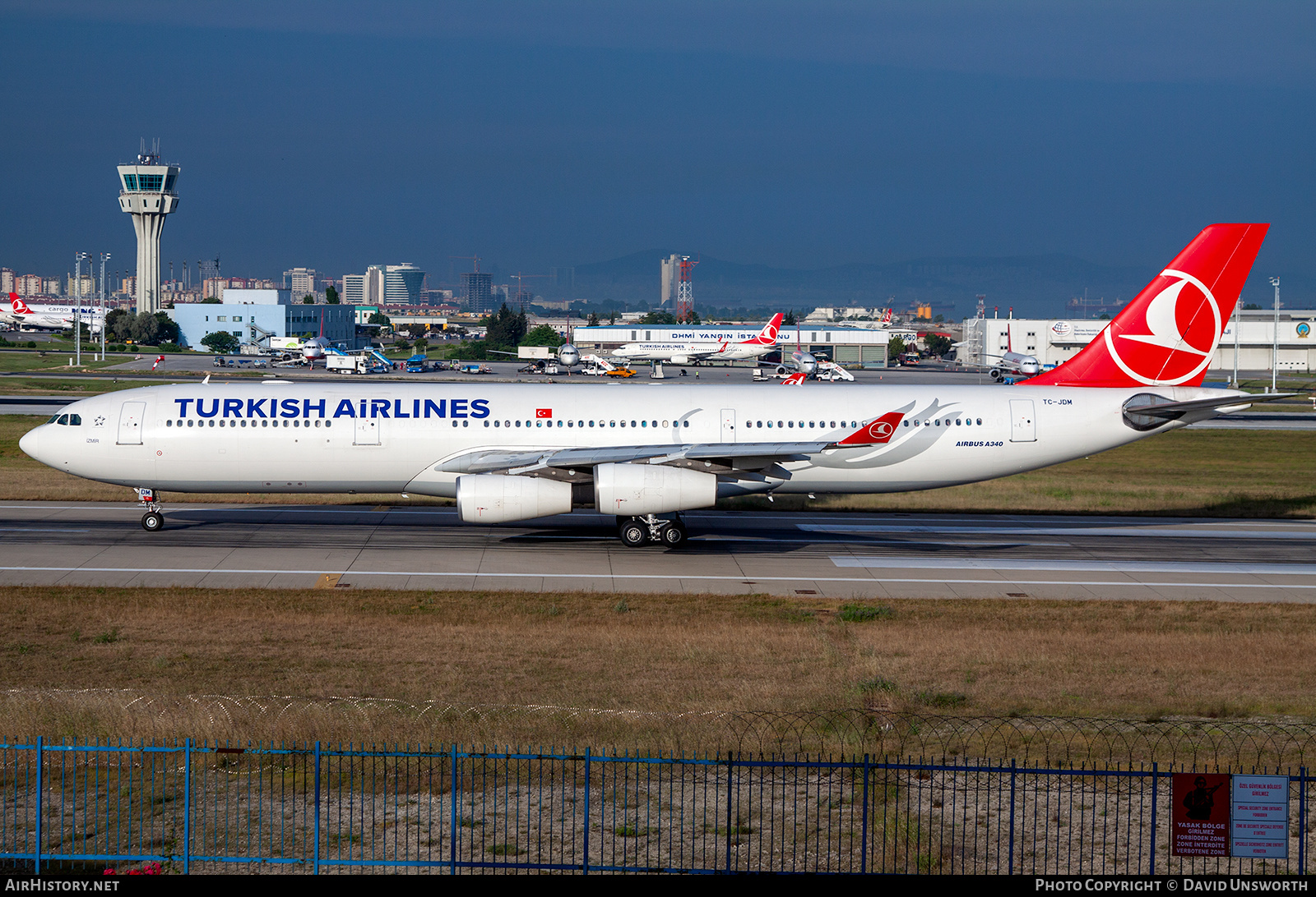 Aircraft Photo of TC-JDM | Airbus A340-311 | Turkish Airlines | AirHistory.net #300118