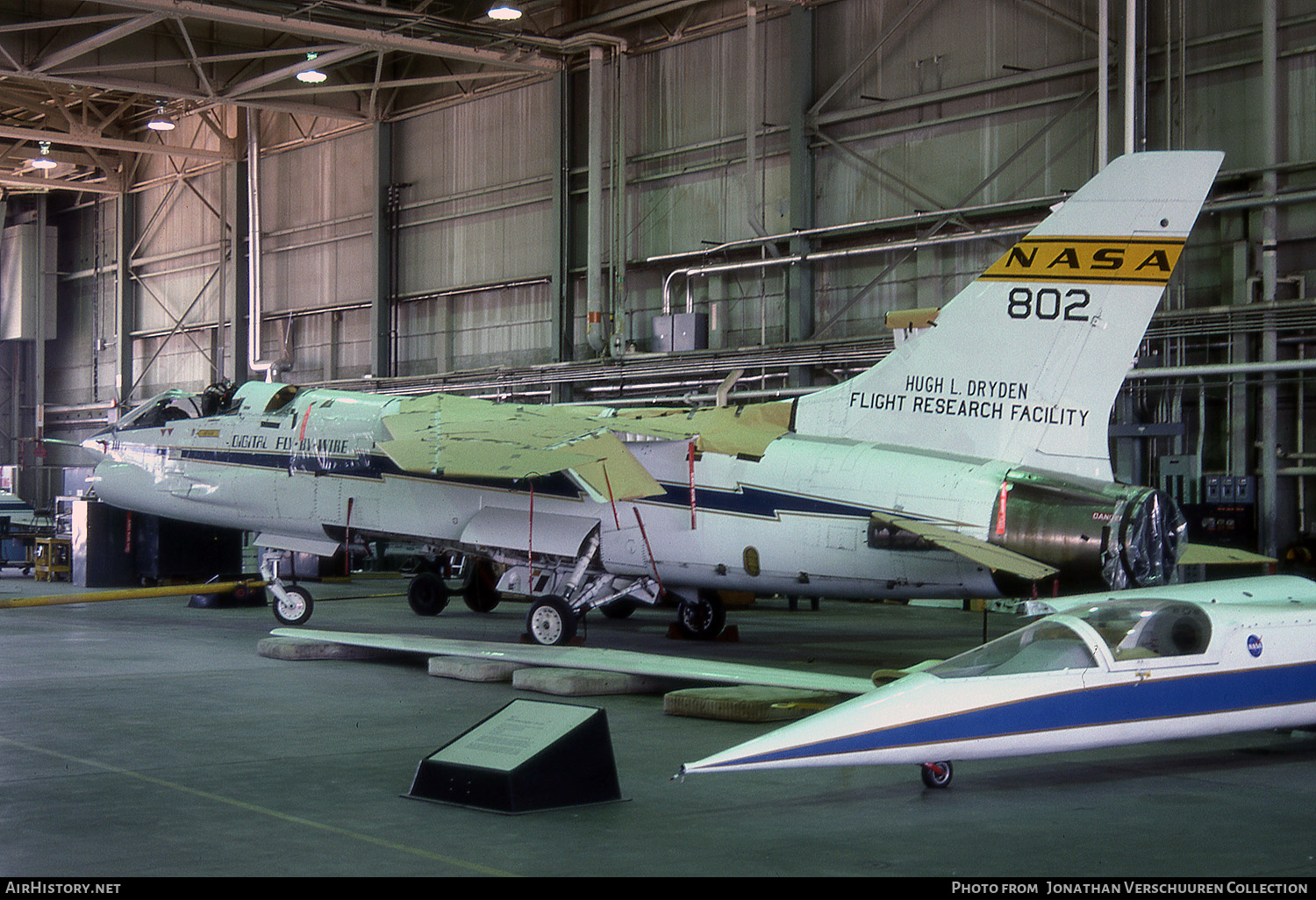 Aircraft Photo of NASA 802 | Vought F-8C Crusader | NASA - National Aeronautics and Space Administration | AirHistory.net #300260