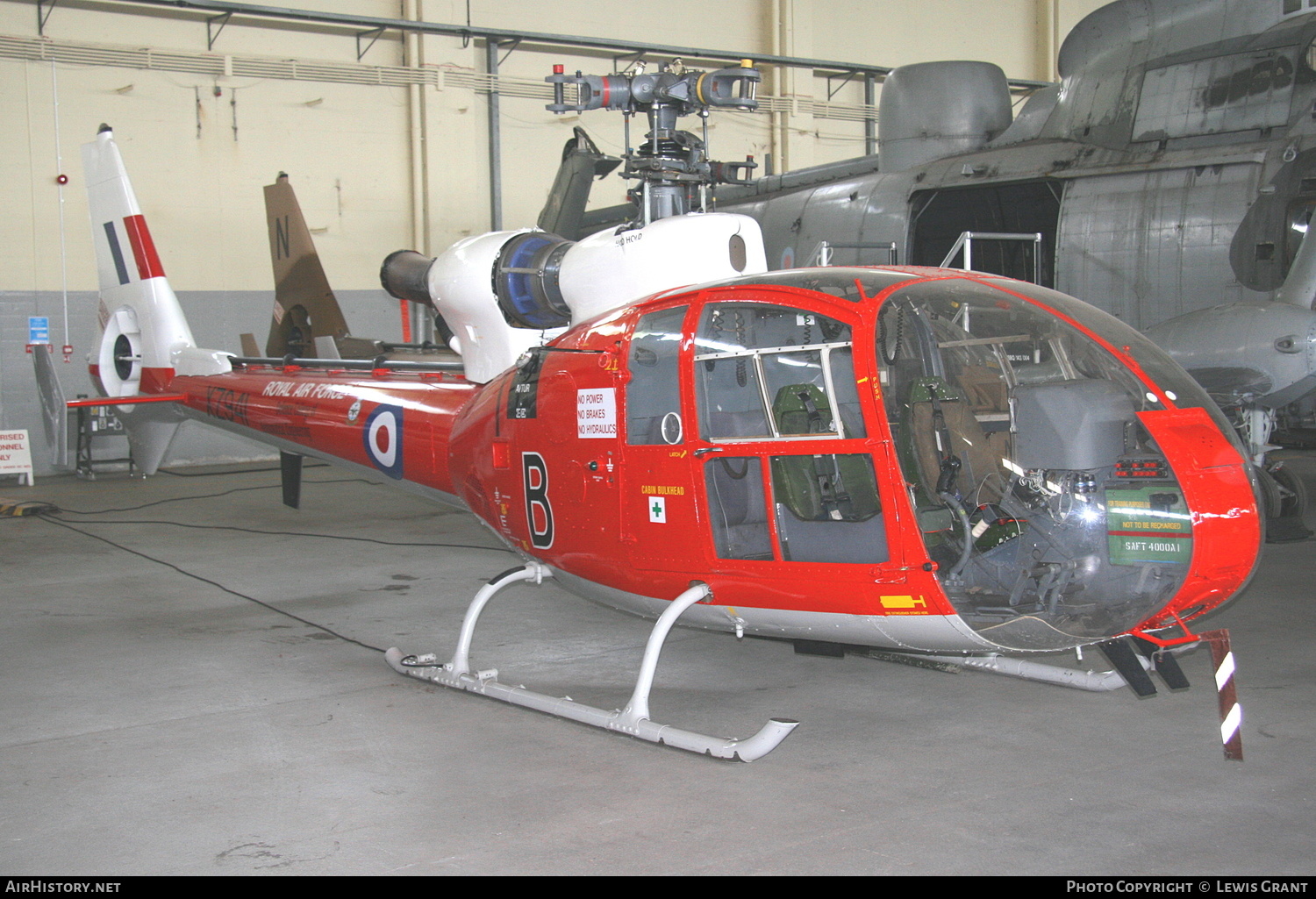 Aircraft Photo of XZ941 | Aerospatiale SA-341C Gazelle HT2 | UK - Air Force | AirHistory.net #300265