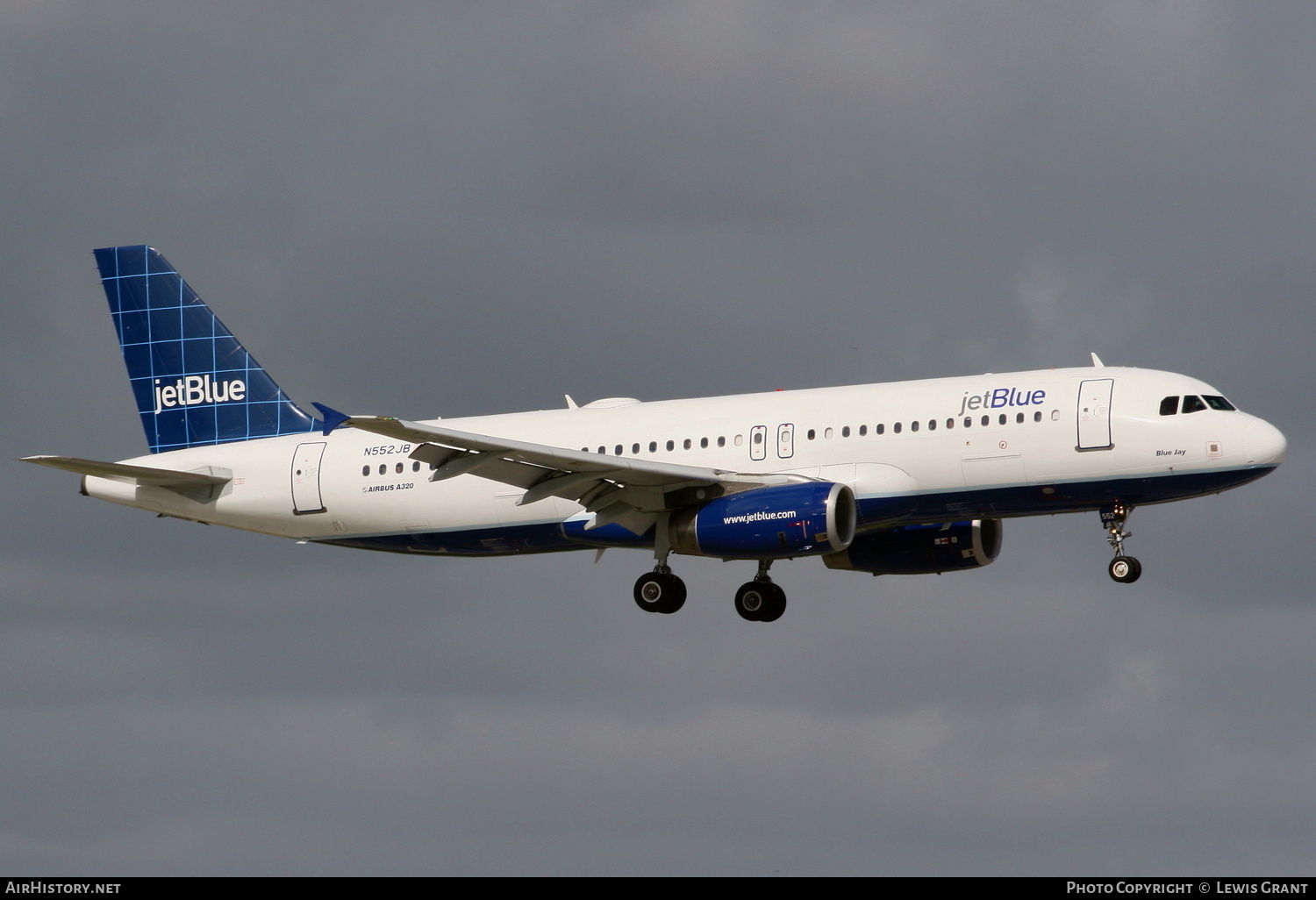 Aircraft Photo of N552JB | Airbus A320-232 | JetBlue Airways | AirHistory.net #300309