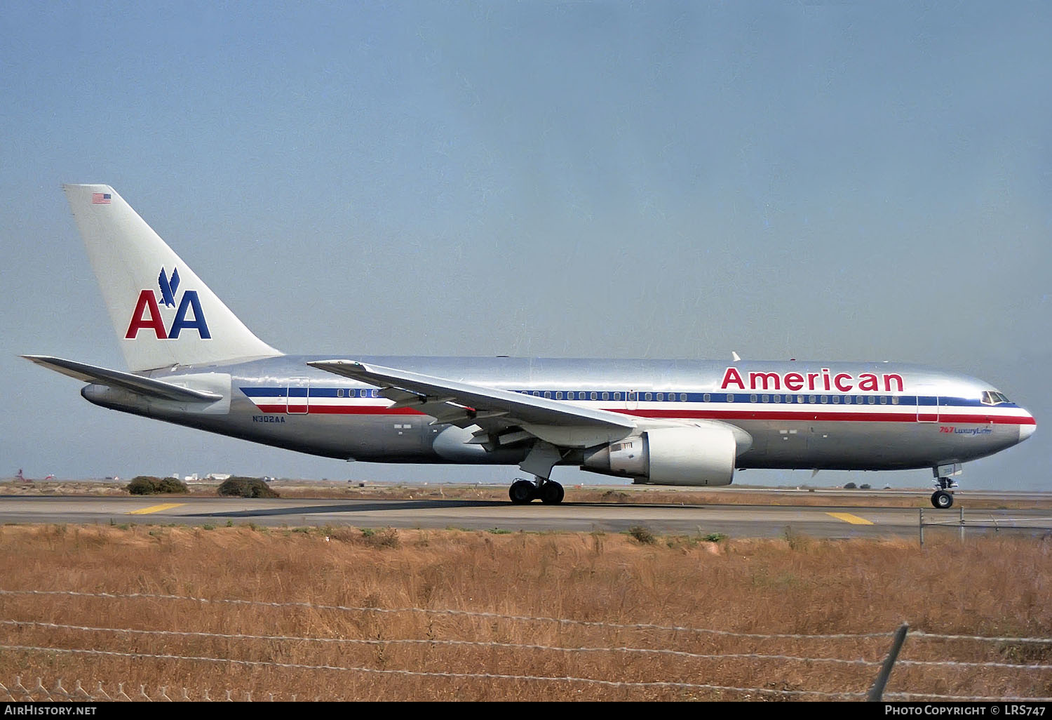 Aircraft Photo of N302AA | Boeing 767-223 | American Airlines | AirHistory.net #300337