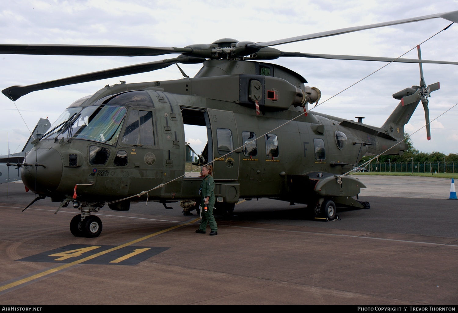 Aircraft Photo of ZJ122 | EHI EH101-411 Merlin HC3 | UK - Air Force | AirHistory.net #300361