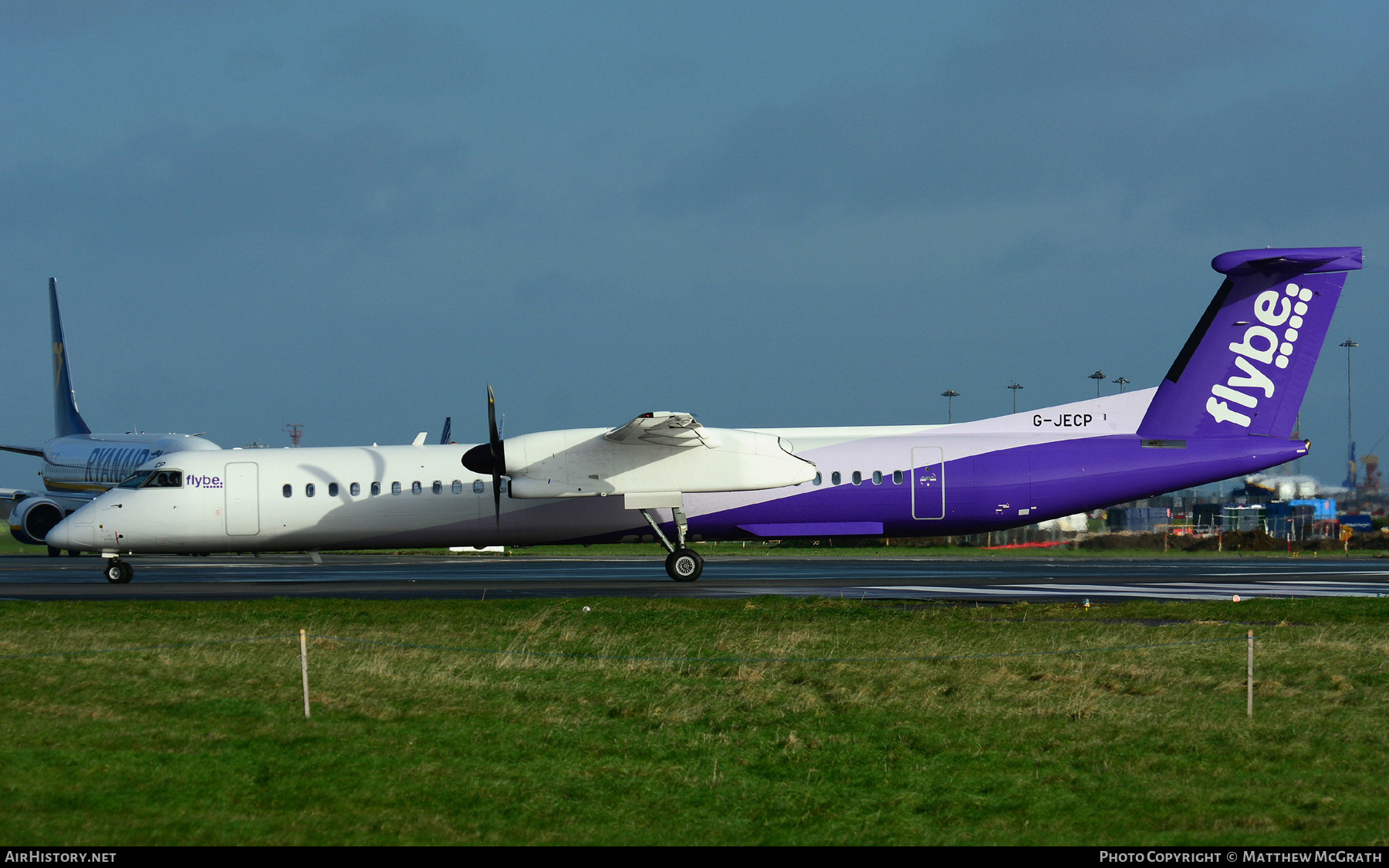 Aircraft Photo of G-JECP | Bombardier DHC-8-402 Dash 8 | Flybe | AirHistory.net #300593