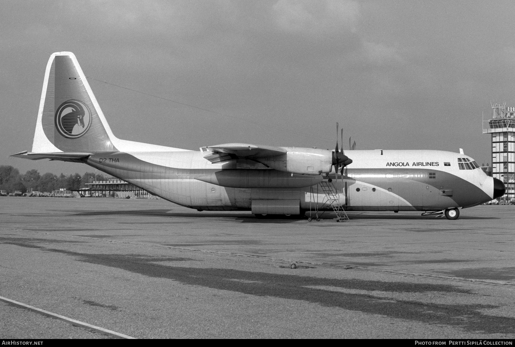 Aircraft Photo of D2-THA | Lockheed L-100-20 Hercules (382E) | TAAG Angola Airlines - Linhas Aéreas de Angola | AirHistory.net #300698