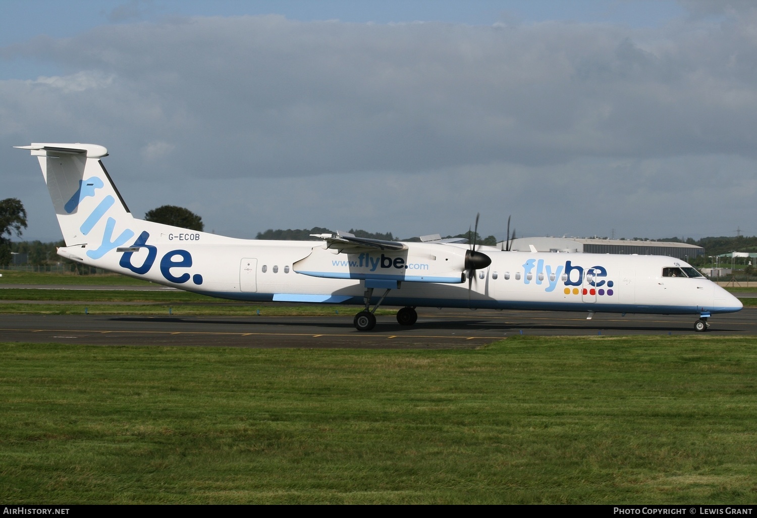 Aircraft Photo of G-ECOB | Bombardier DHC-8-402 Dash 8 | Flybe | AirHistory.net #300820