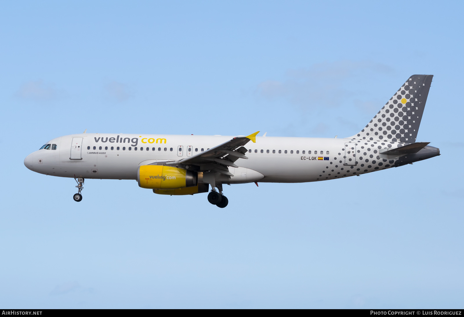Aircraft Photo of EC-LQK | Airbus A320-232 | Vueling Airlines | AirHistory.net #300969