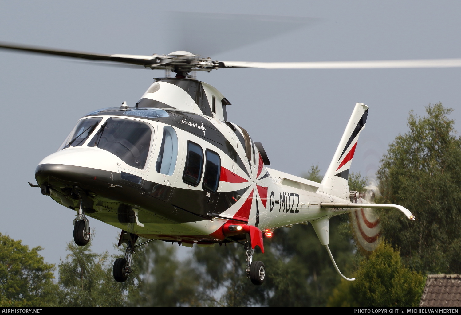 Aircraft Photo of G-MUZZ | AgustaWestland AW-109SP GrandNew | SaxonAir | AirHistory.net #300992