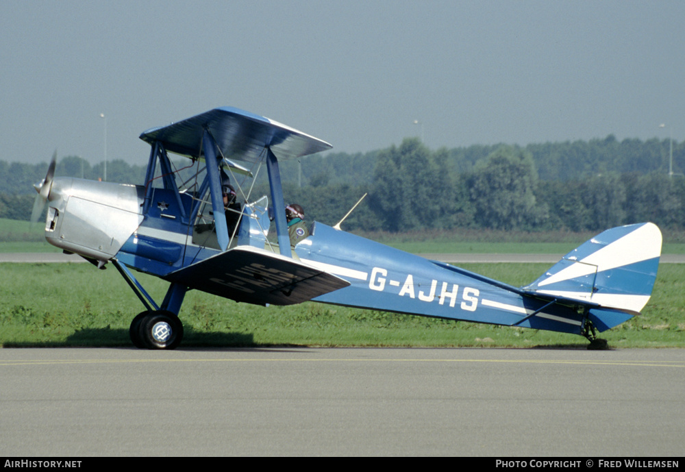 Aircraft Photo of G-AJHS | De Havilland D.H. 82A Tiger Moth II | AirHistory.net #300994