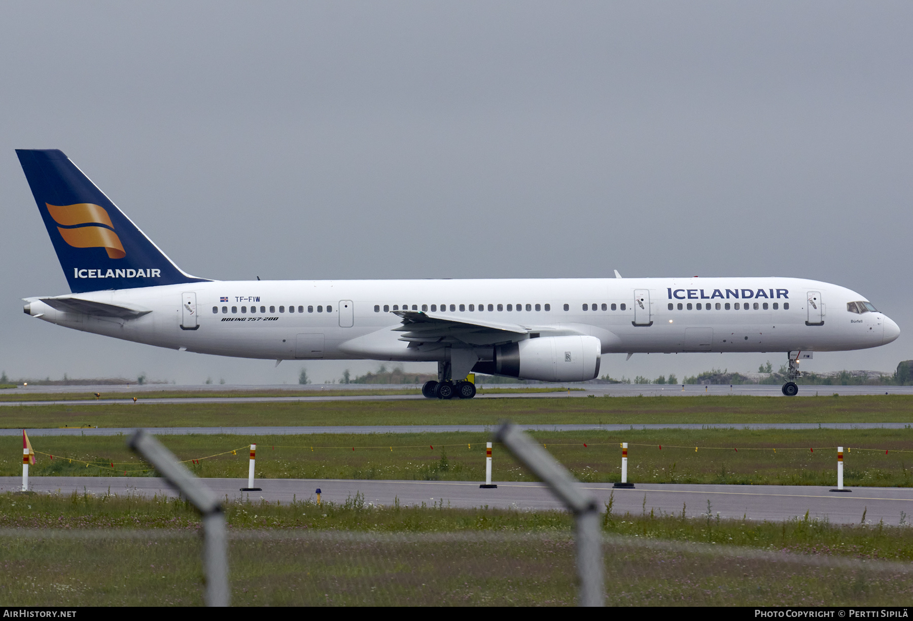 Aircraft Photo of TF-FIW | Boeing 757-27B | Icelandair | AirHistory.net #301055