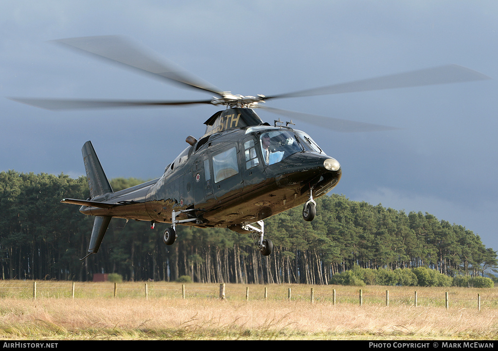 Aircraft Photo of G-USTH | Agusta A-109A Mk2 | AirHistory.net #301096