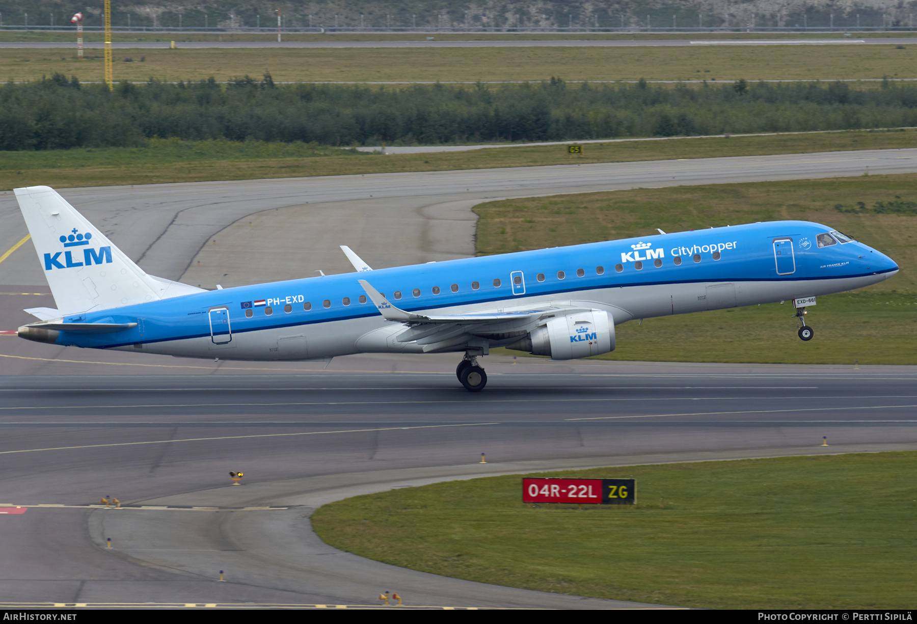 Aircraft Photo of PH-EXD | Embraer 190STD (ERJ-190-100STD) | KLM Cityhopper | AirHistory.net #301185