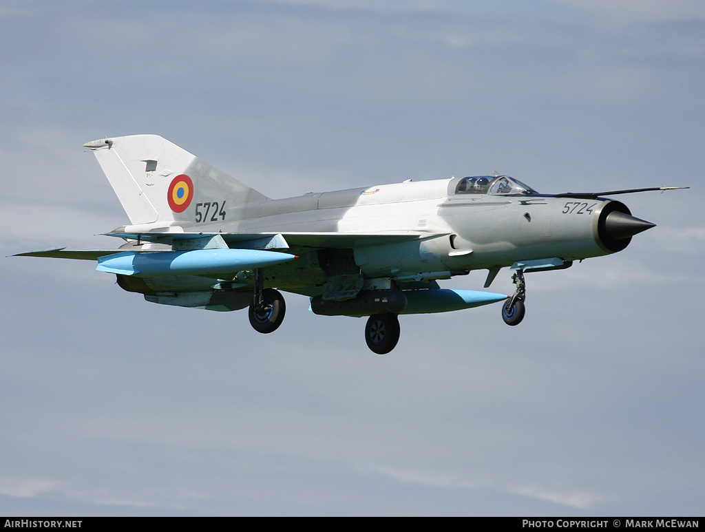 Aircraft Photo of 5724 | Mikoyan-Gurevich MiG-21MF-75 Lancer C | Romania - Air Force | AirHistory.net #301222