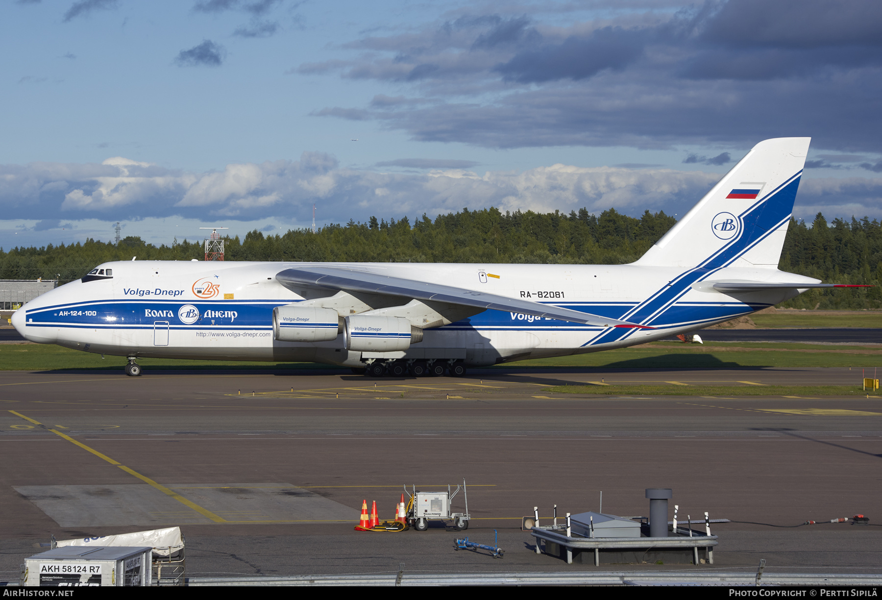 Aircraft Photo of RA-82081 | Antonov An-124-100 Ruslan | Volga-Dnepr Airlines | AirHistory.net #301250