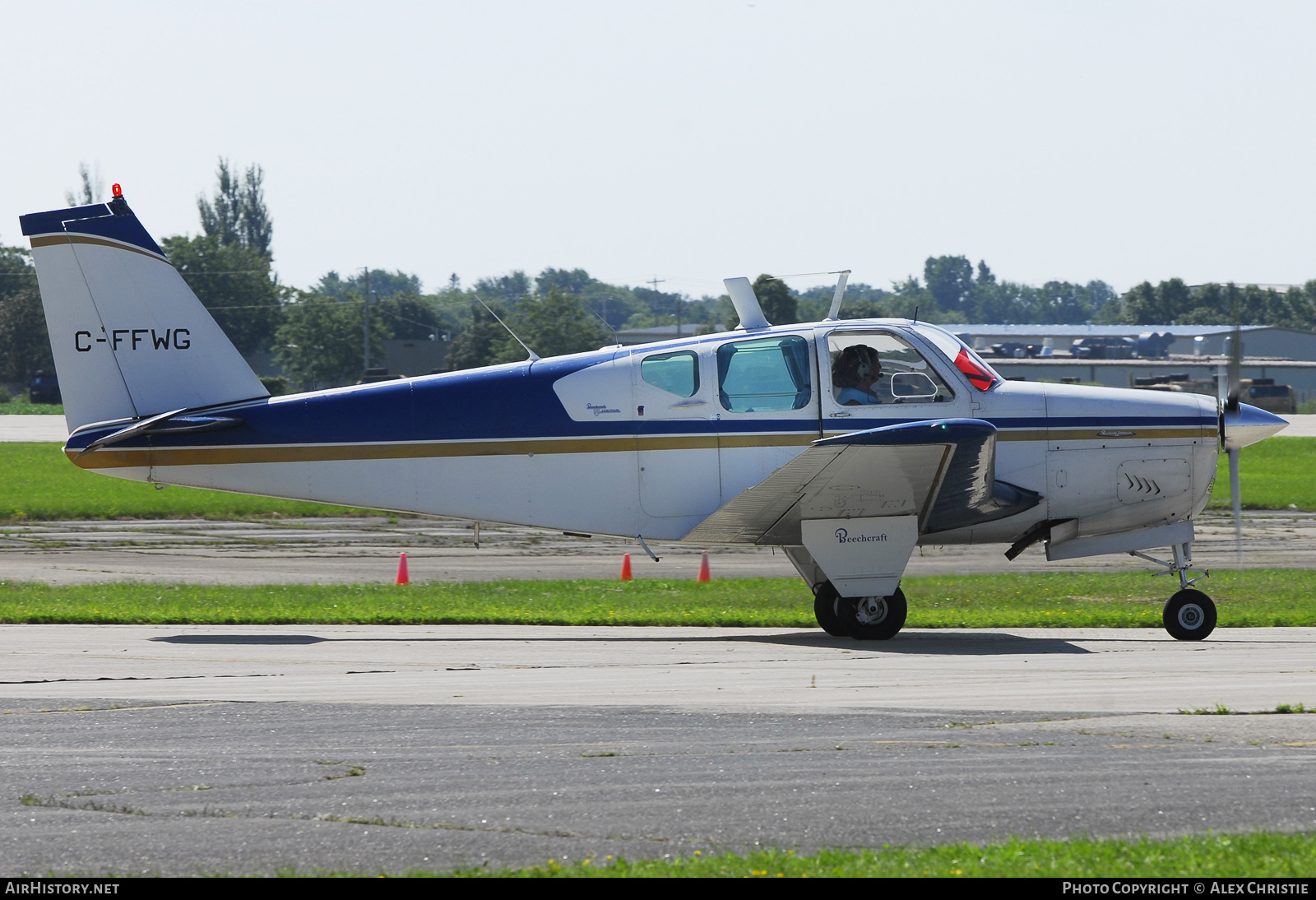 Aircraft Photo of C-FFWG | Beech 35-B33 Debonair | AirHistory.net #301304