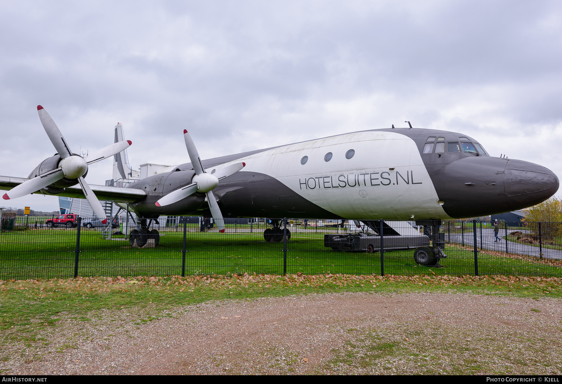 Aircraft Photo of DDR-STD | Ilyushin Il-18V | Hotelsuites.nl | AirHistory.net #301331