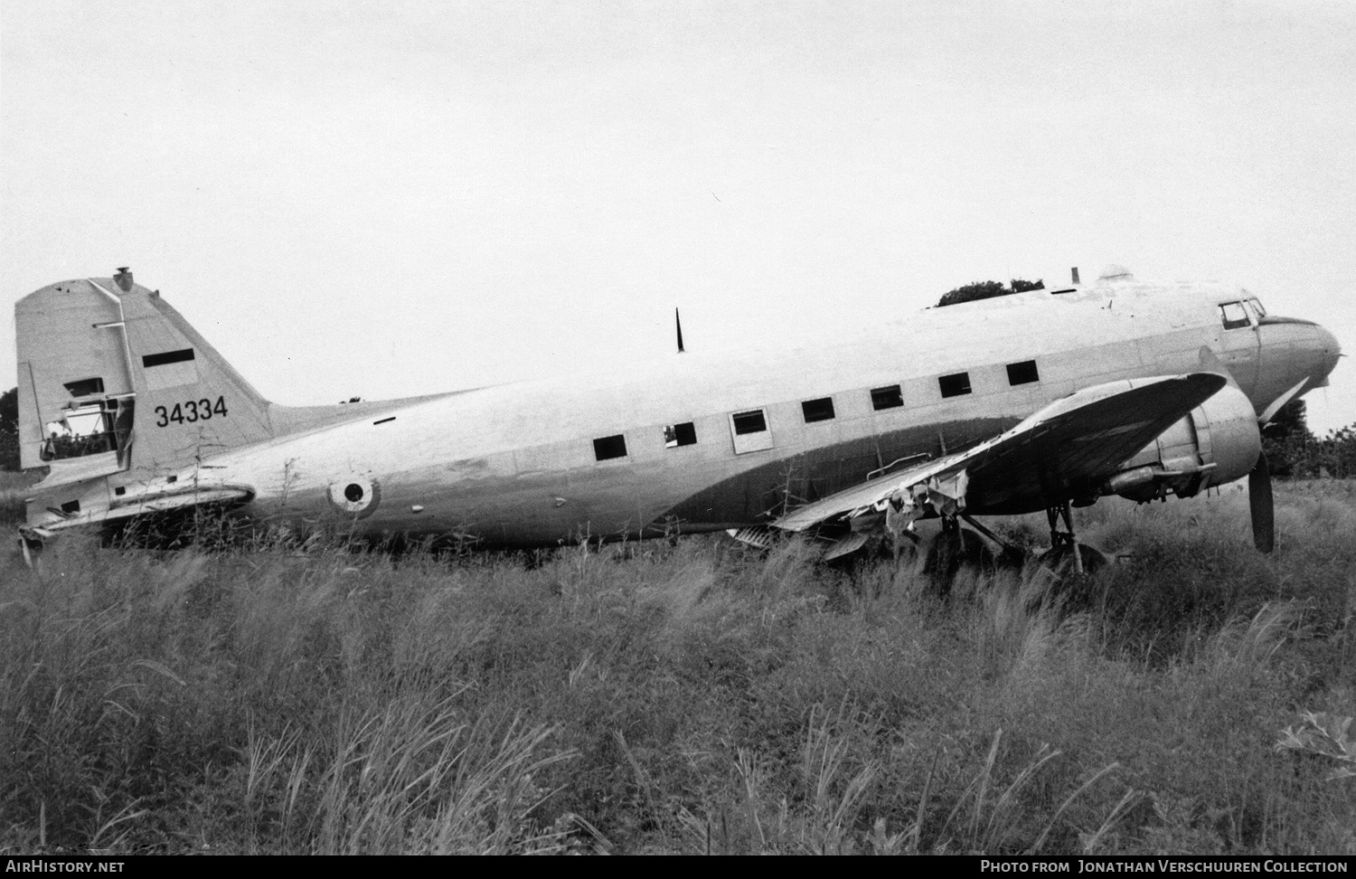 Aircraft Photo of 34334 | Douglas VC-47D Skytrain | Upper Volta - Air Force | AirHistory.net #301399