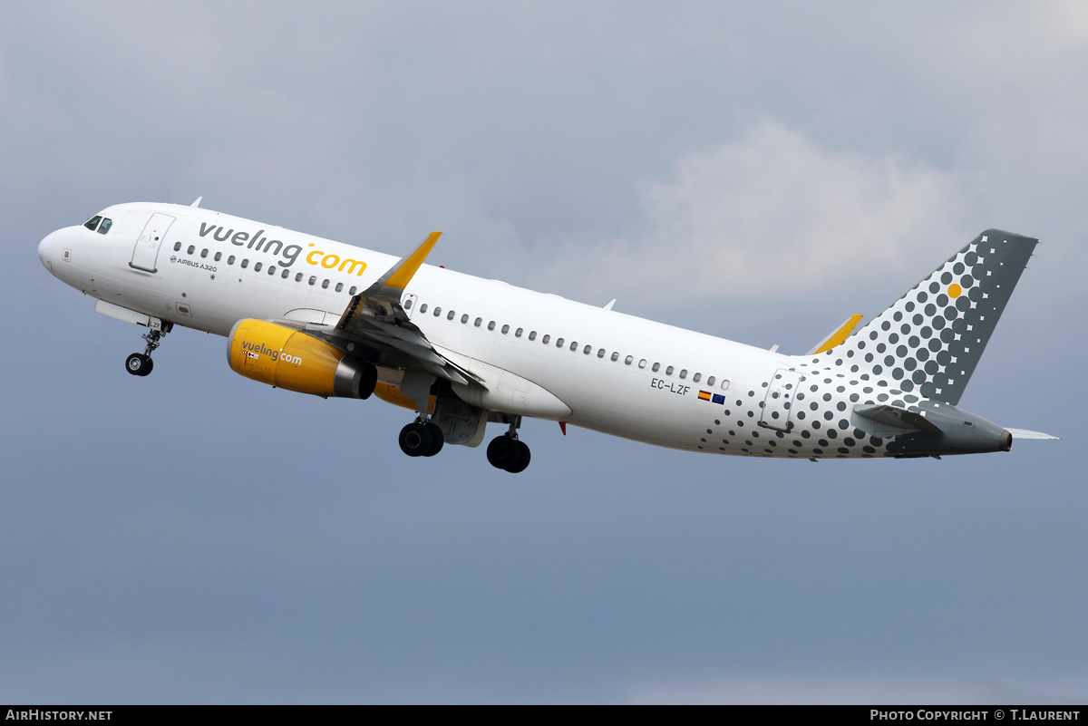 Aircraft Photo of EC-LZF | Airbus A320-232 | Vueling Airlines | AirHistory.net #301436