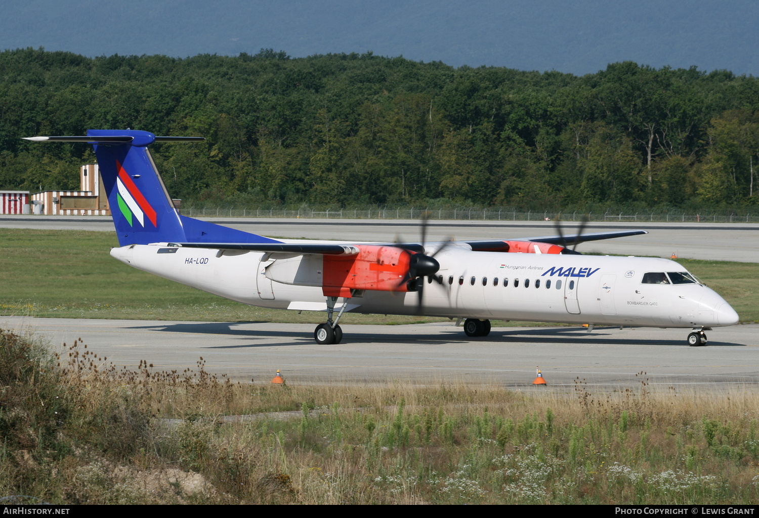 Aircraft Photo of HA-LQD | Bombardier DHC-8-402 Dash 8 | Malév - Hungarian Airlines | AirHistory.net #301538