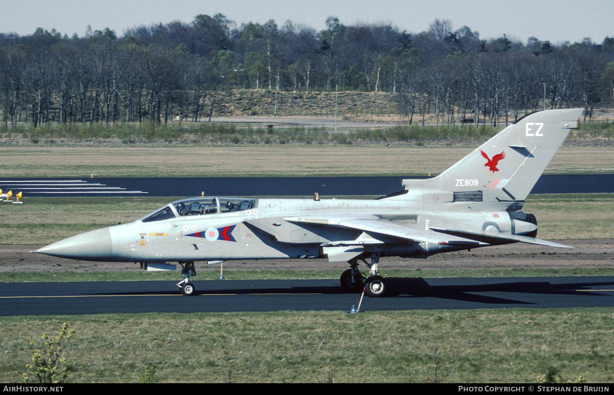 Aircraft Photo of ZE809 | Panavia Tornado F3 | UK - Air Force | AirHistory.net #301543