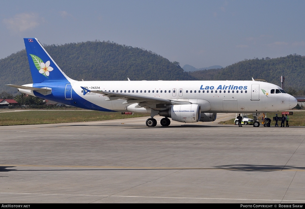 Aircraft Photo of RDPL-34224 | Airbus A320-214 | Lao Airlines | AirHistory.net #301667