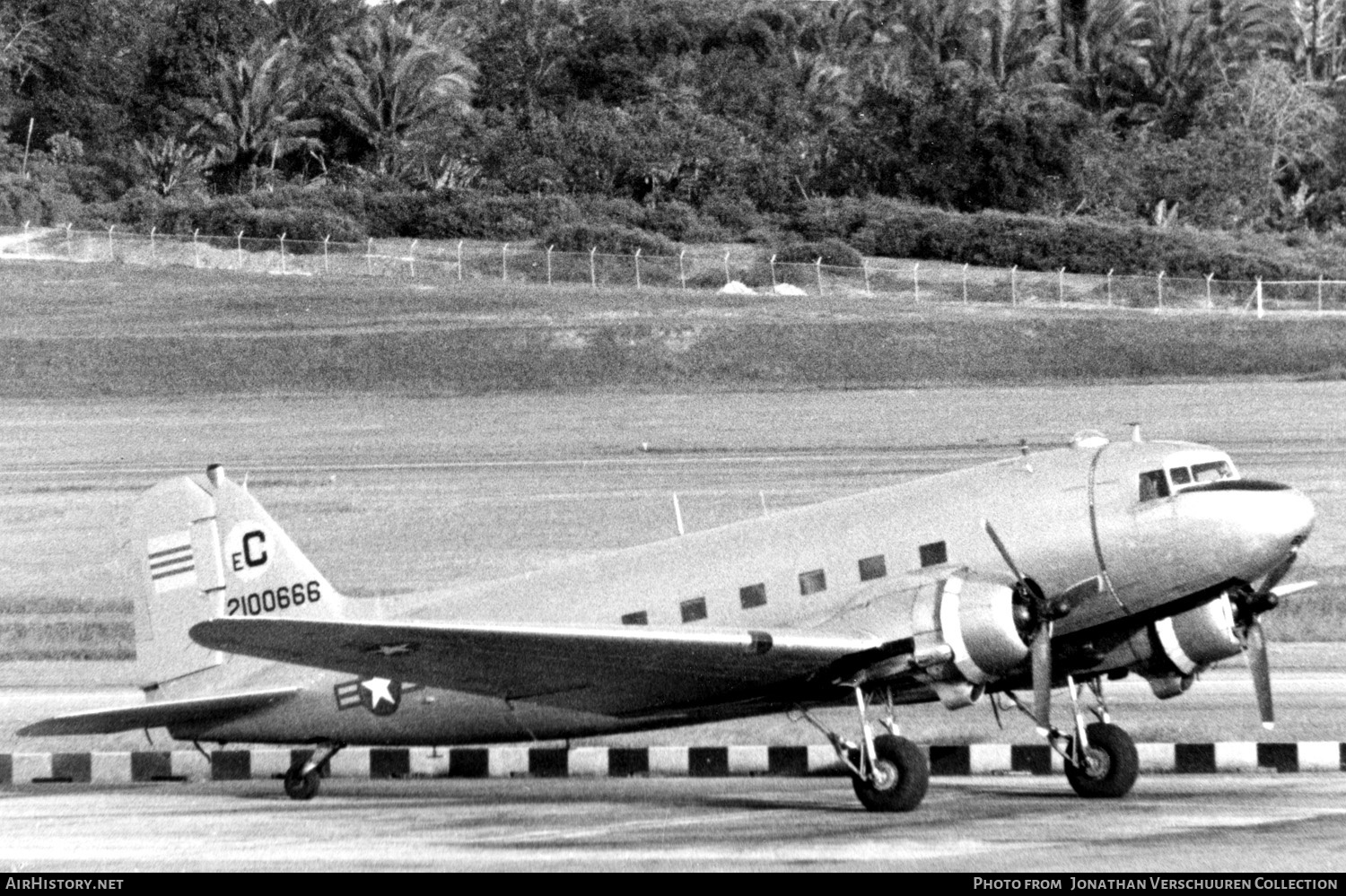 Aircraft Photo of 2100666 | Douglas C-47A Skytrain | South Vietnam - Air Force | AirHistory.net #301783
