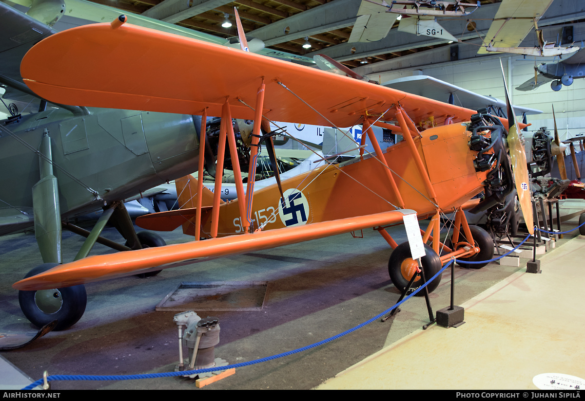 Aircraft Photo of SM-153 | Letov S.218A Smolik | Finland - Air Force | AirHistory.net #301788