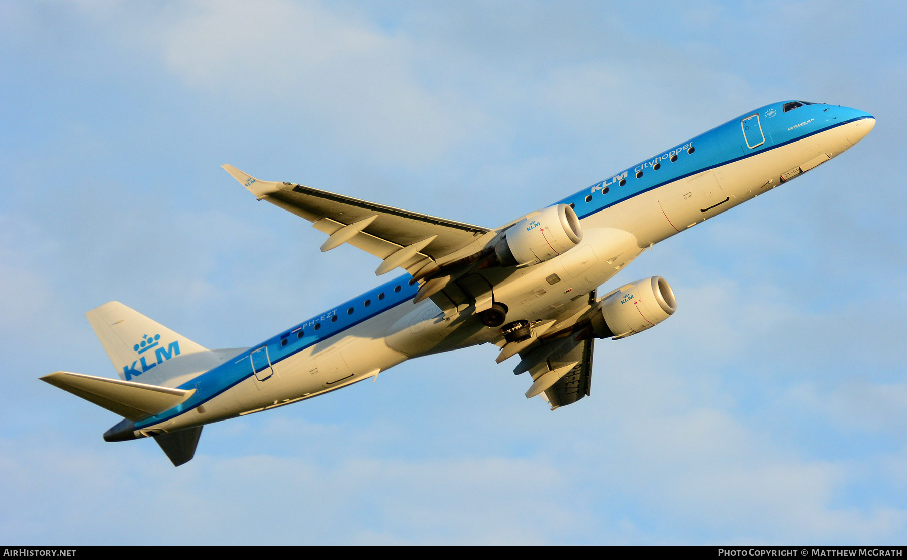 Aircraft Photo of PH-EZT | Embraer 190STD (ERJ-190-100STD) | KLM Cityhopper | AirHistory.net #301815