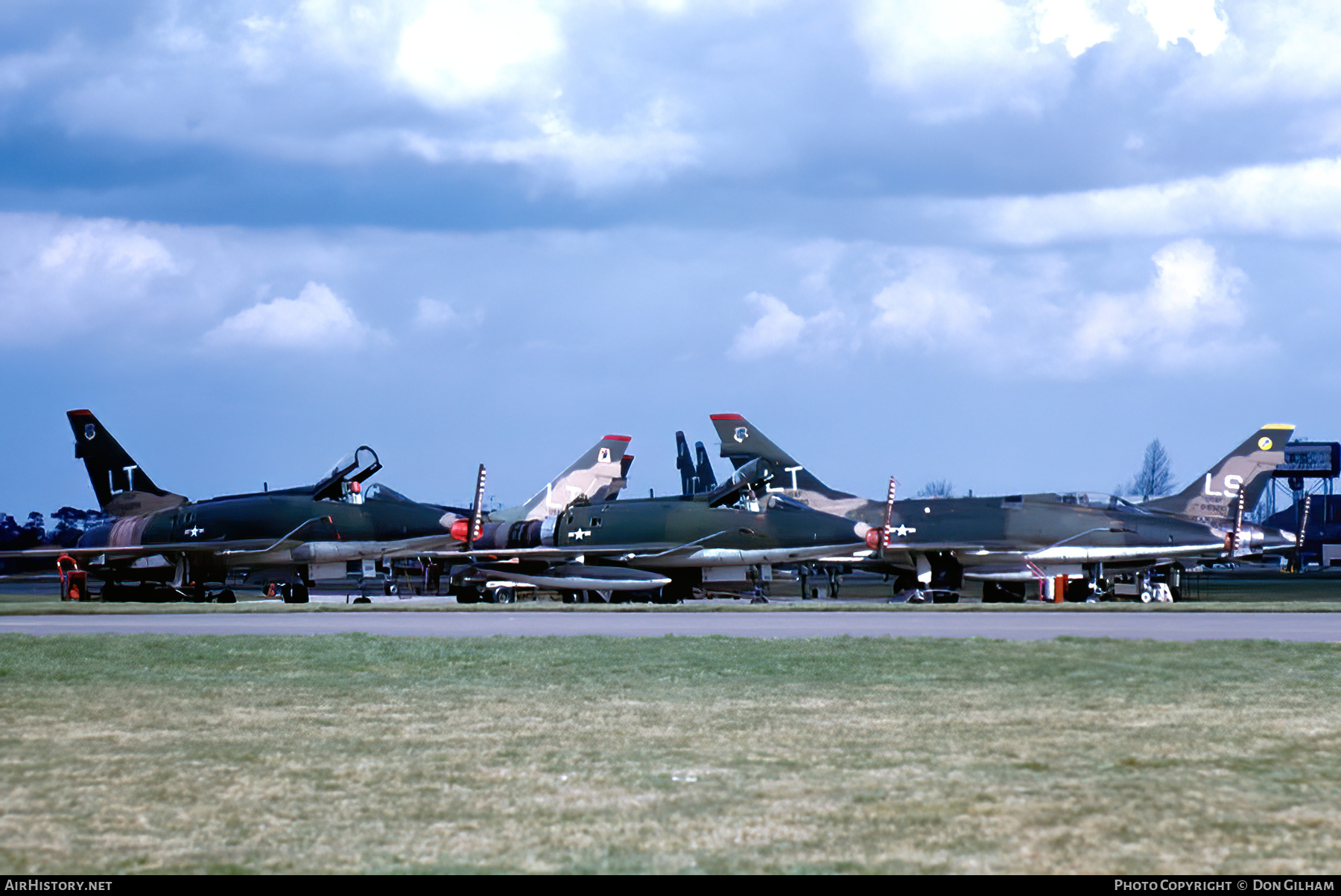 Airport photo of Mildenhall (EGUN / MHZ) in England, United Kingdom | AirHistory.net #301859