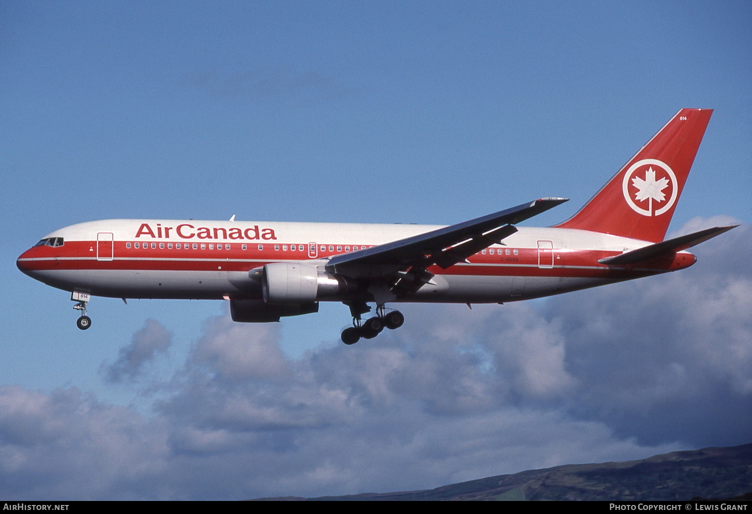 Aircraft Photo of C-GDSS | Boeing 767-233/ER | Air Canada | AirHistory.net #301875