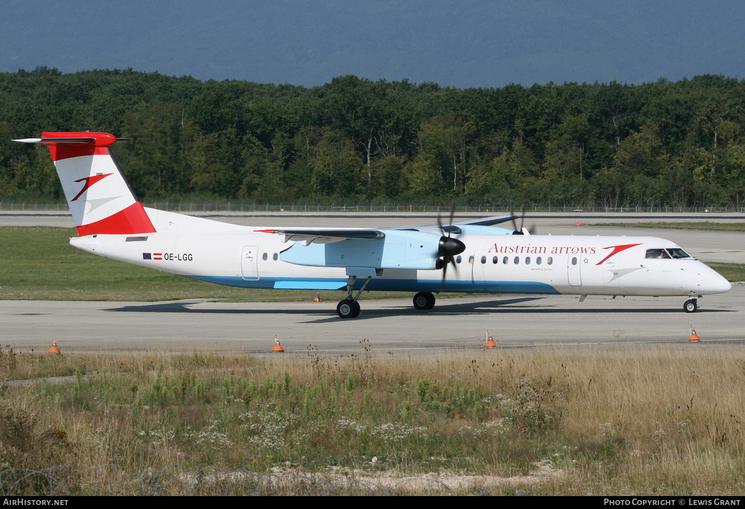 Aircraft Photo of OE-LGG | Bombardier DHC-8-402 Dash 8 | Austrian Arrows | AirHistory.net #301888