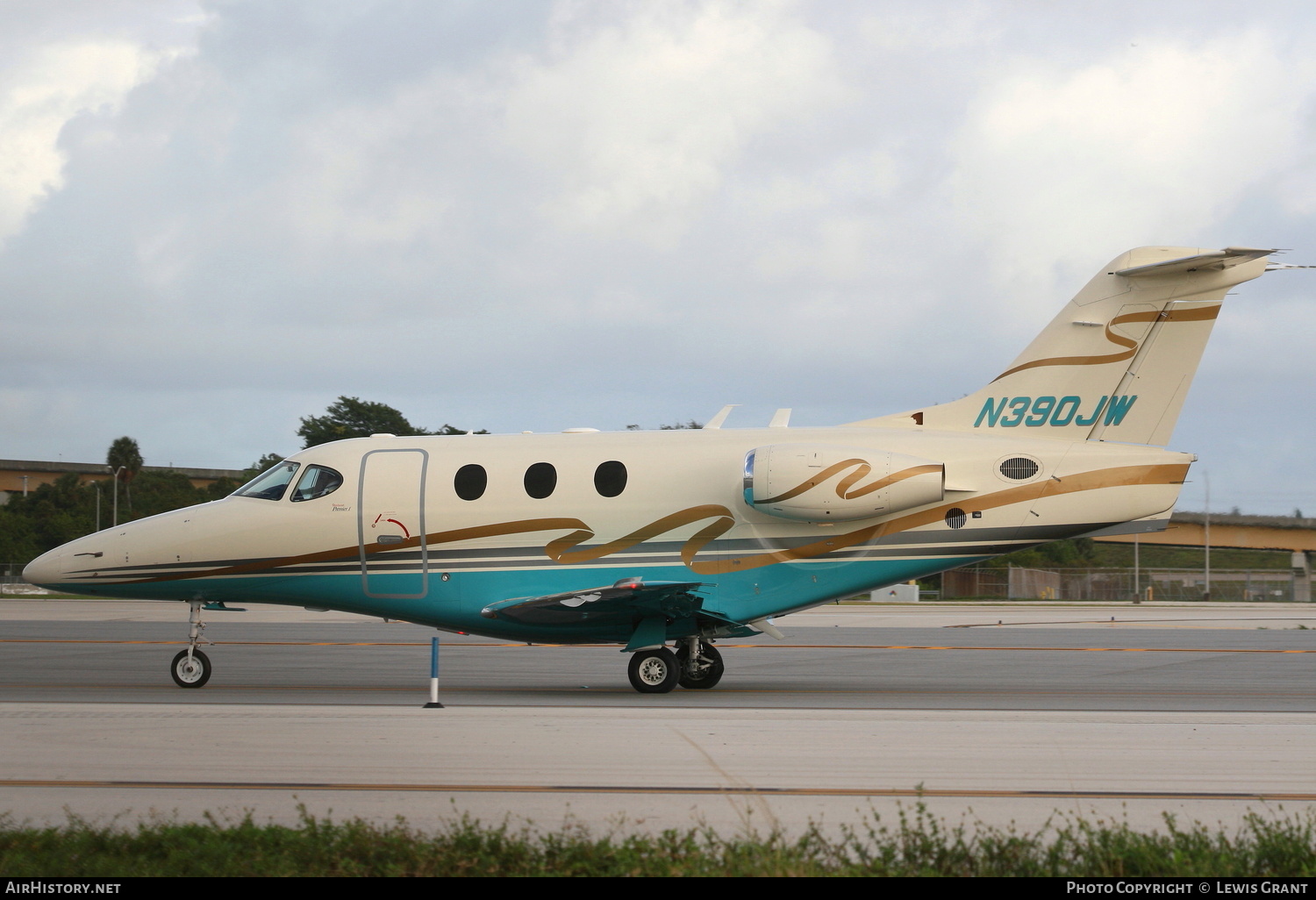 Aircraft Photo of N390JW | Raytheon 390 Premier I | AirHistory.net #301911