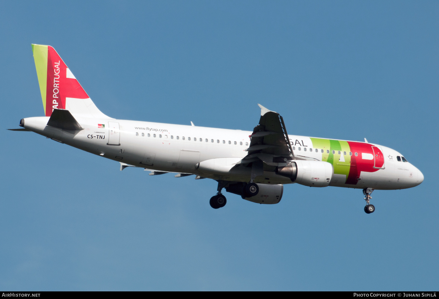 Aircraft Photo of CS-TNJ | Airbus A320-214 | TAP Portugal | AirHistory.net #302036