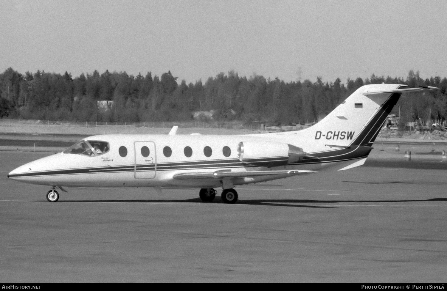 Aircraft Photo of D-CHSW | Beech Beechjet 400A | AirHistory.net #302070