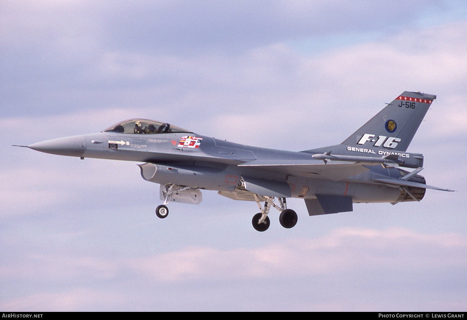 Aircraft Photo of J-516 | General Dynamics F-16A Fighting Falcon | Netherlands - Air Force | AirHistory.net #302111