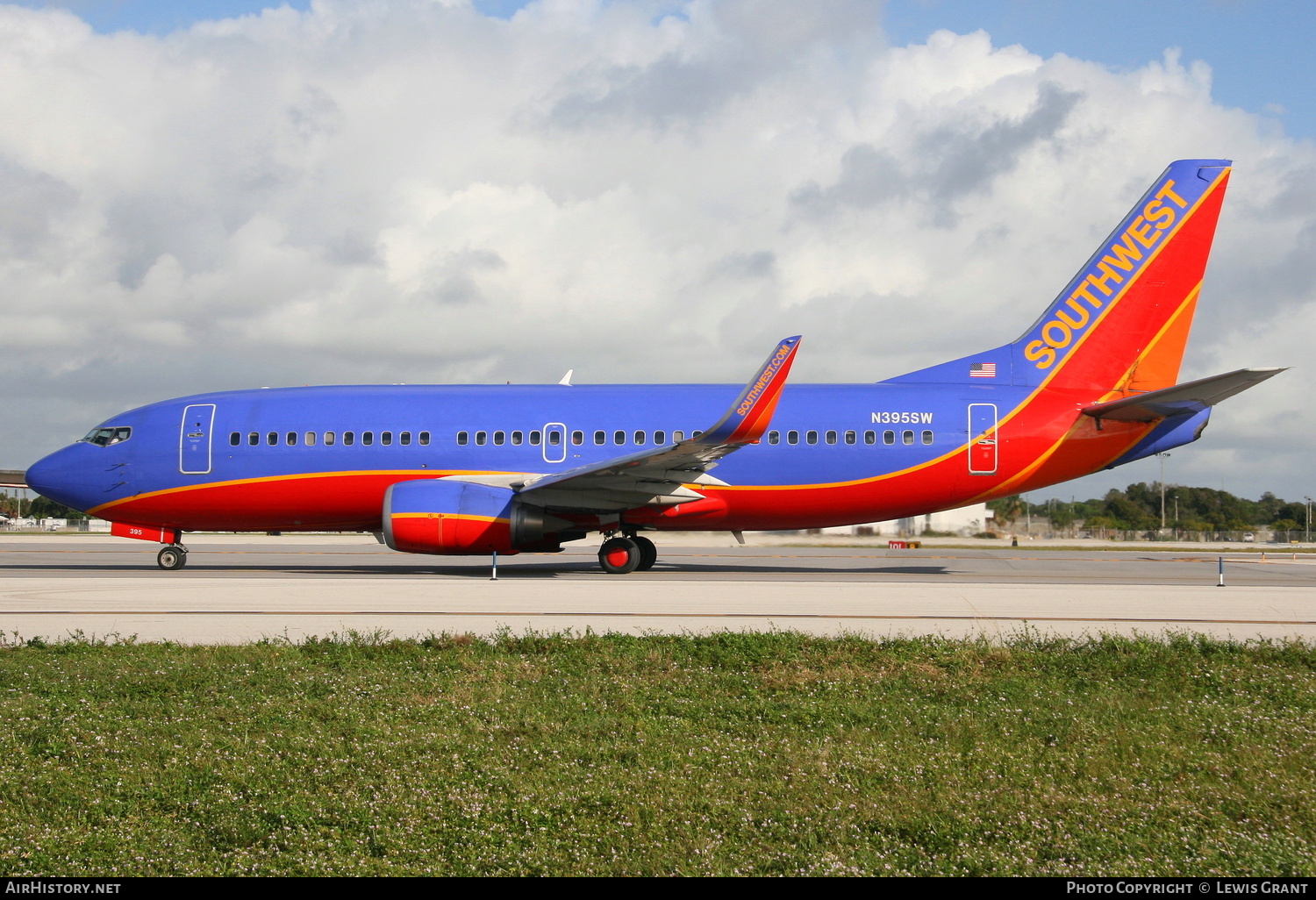 Aircraft Photo of N395SW | Boeing 737-3H4 | Southwest Airlines | AirHistory.net #302170