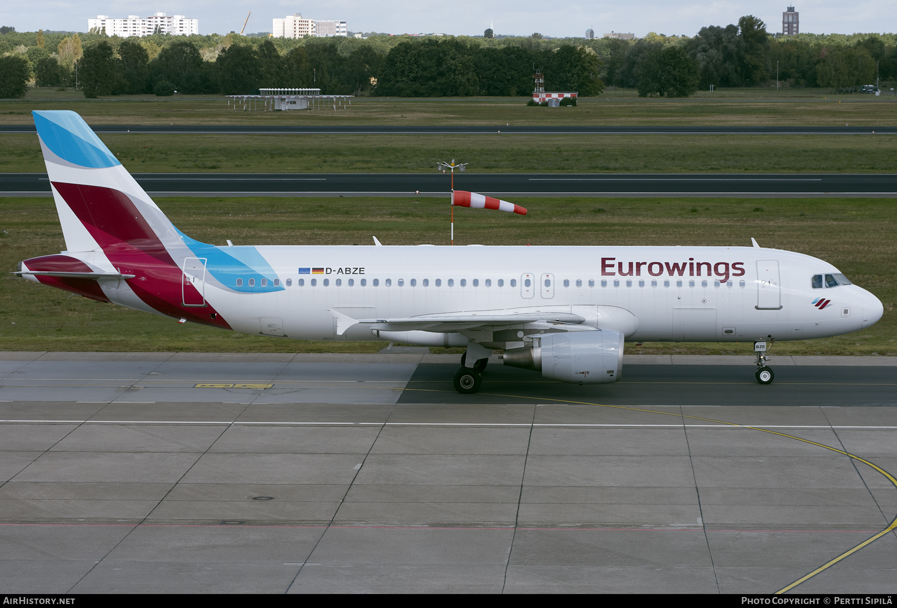 Aircraft Photo of D-ABZE | Airbus A320-216 | Eurowings | AirHistory.net #302242