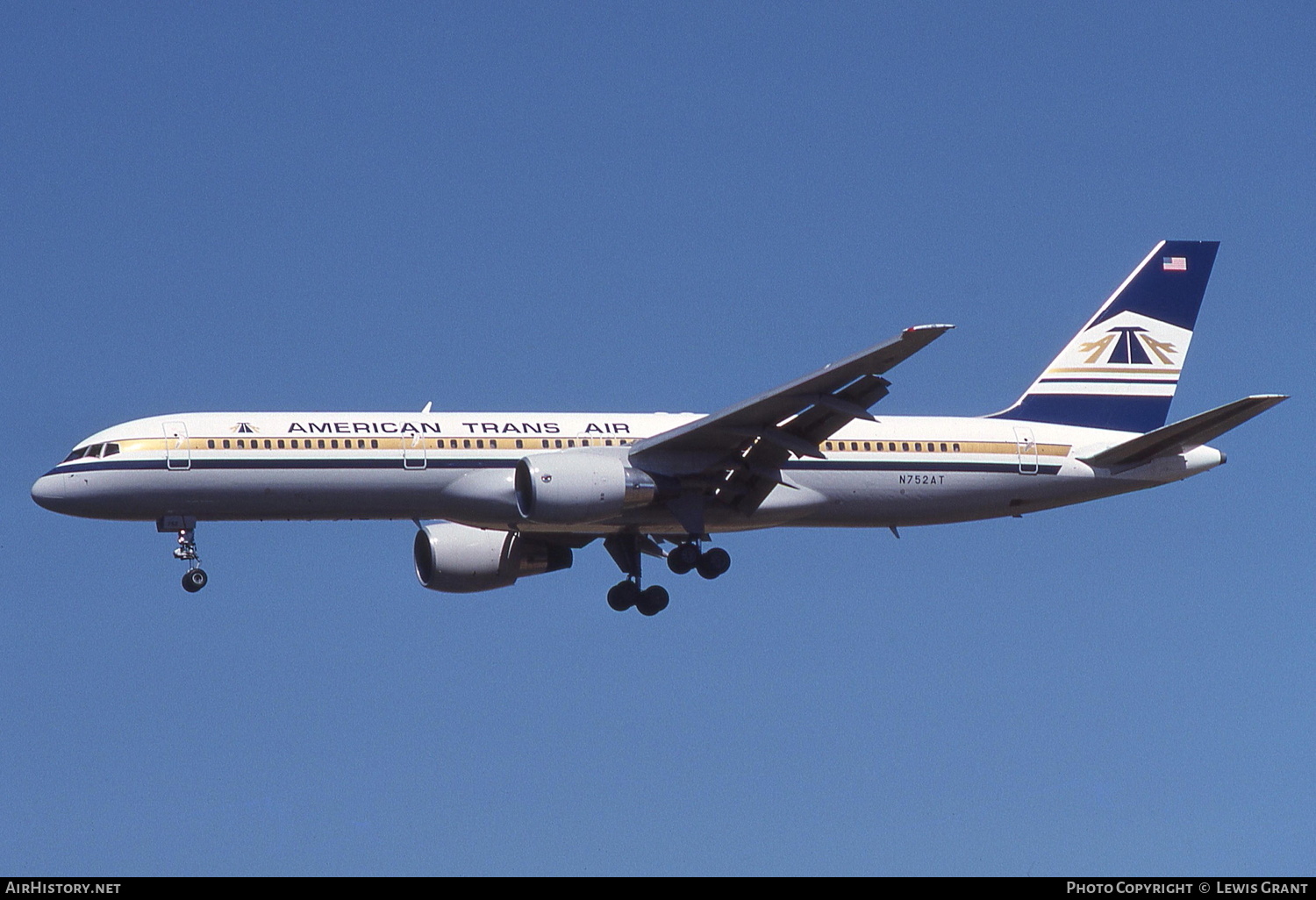 Aircraft Photo of N752AT | Boeing 757-212 | American Trans Air - ATA | AirHistory.net #302276