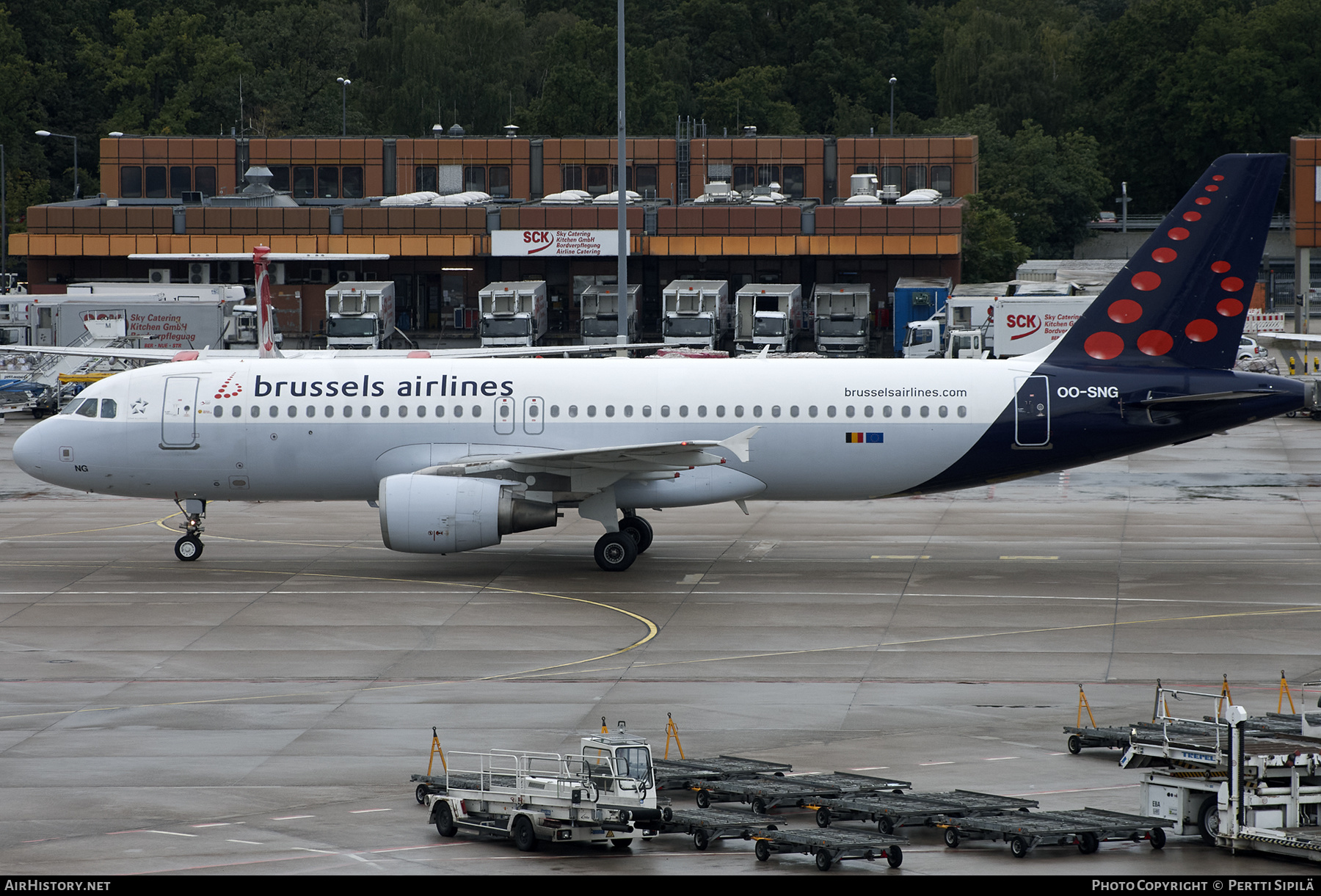 Aircraft Photo of OO-SNG | Airbus A320-214 | Brussels Airlines | AirHistory.net #302319