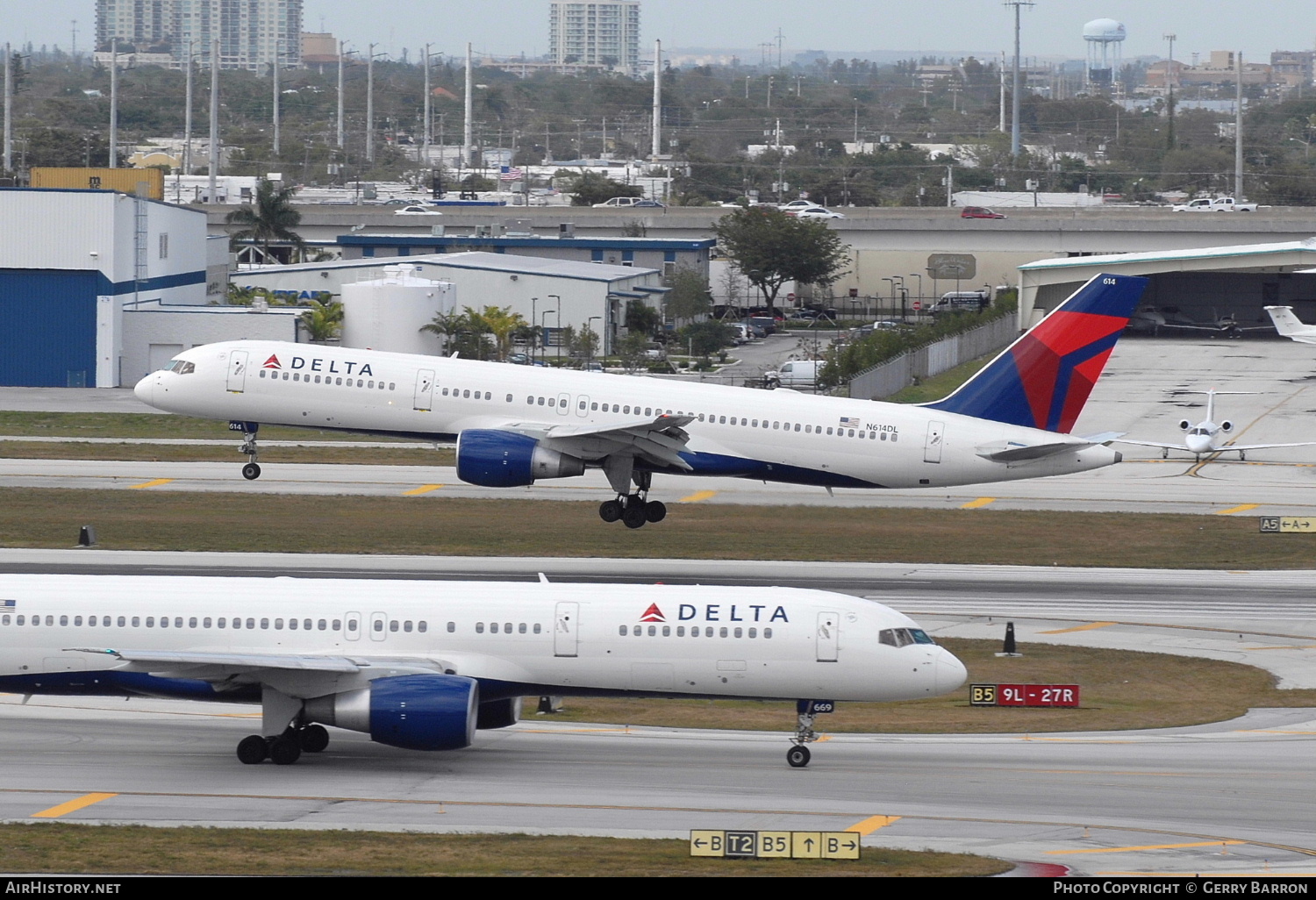 Aircraft Photo of N614DL | Boeing 757-232 | Delta Air Lines | AirHistory.net #302349