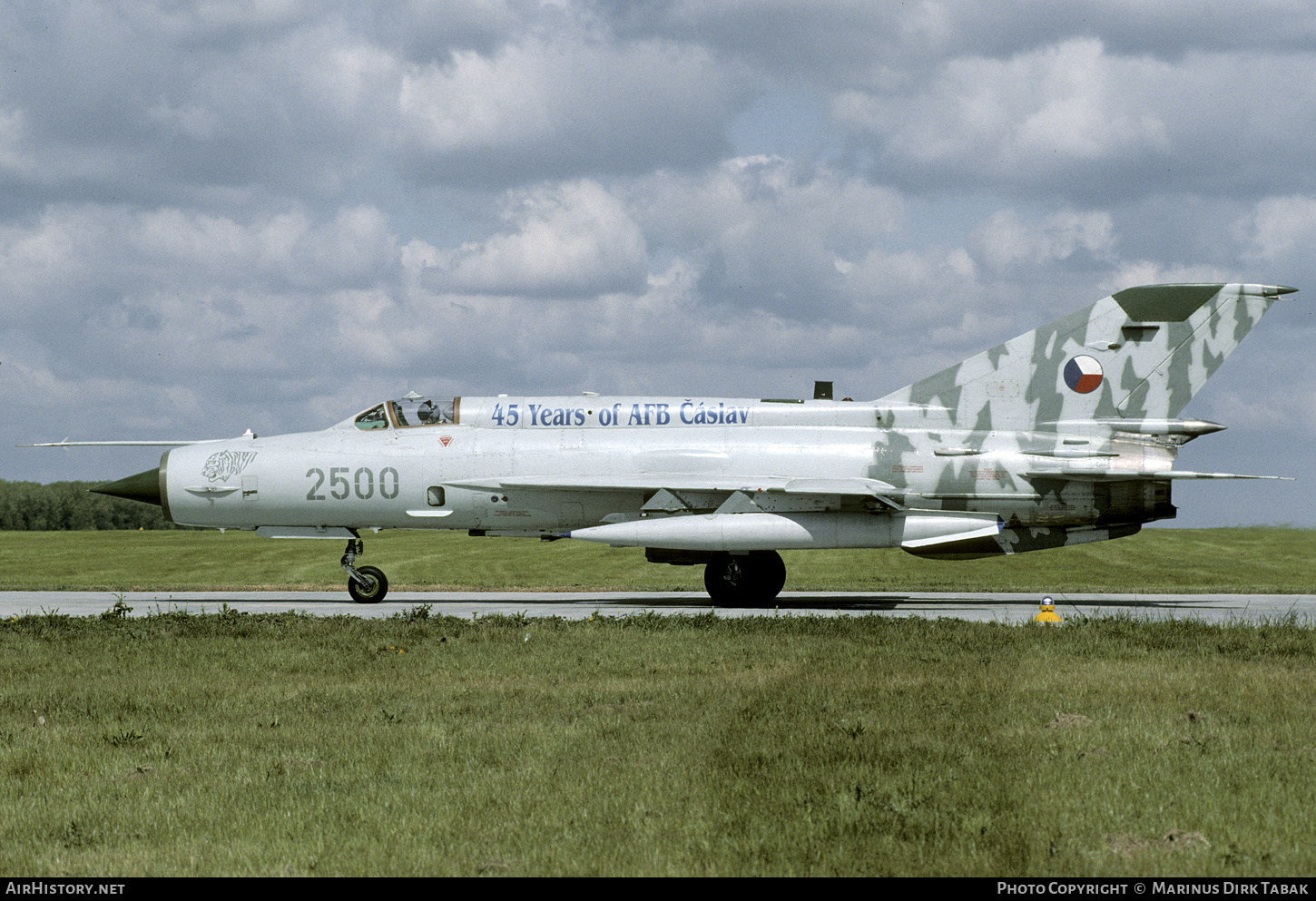 Aircraft Photo of 2500 | Mikoyan-Gurevich MiG-21MFN | Czechia - Air Force | AirHistory.net #302370