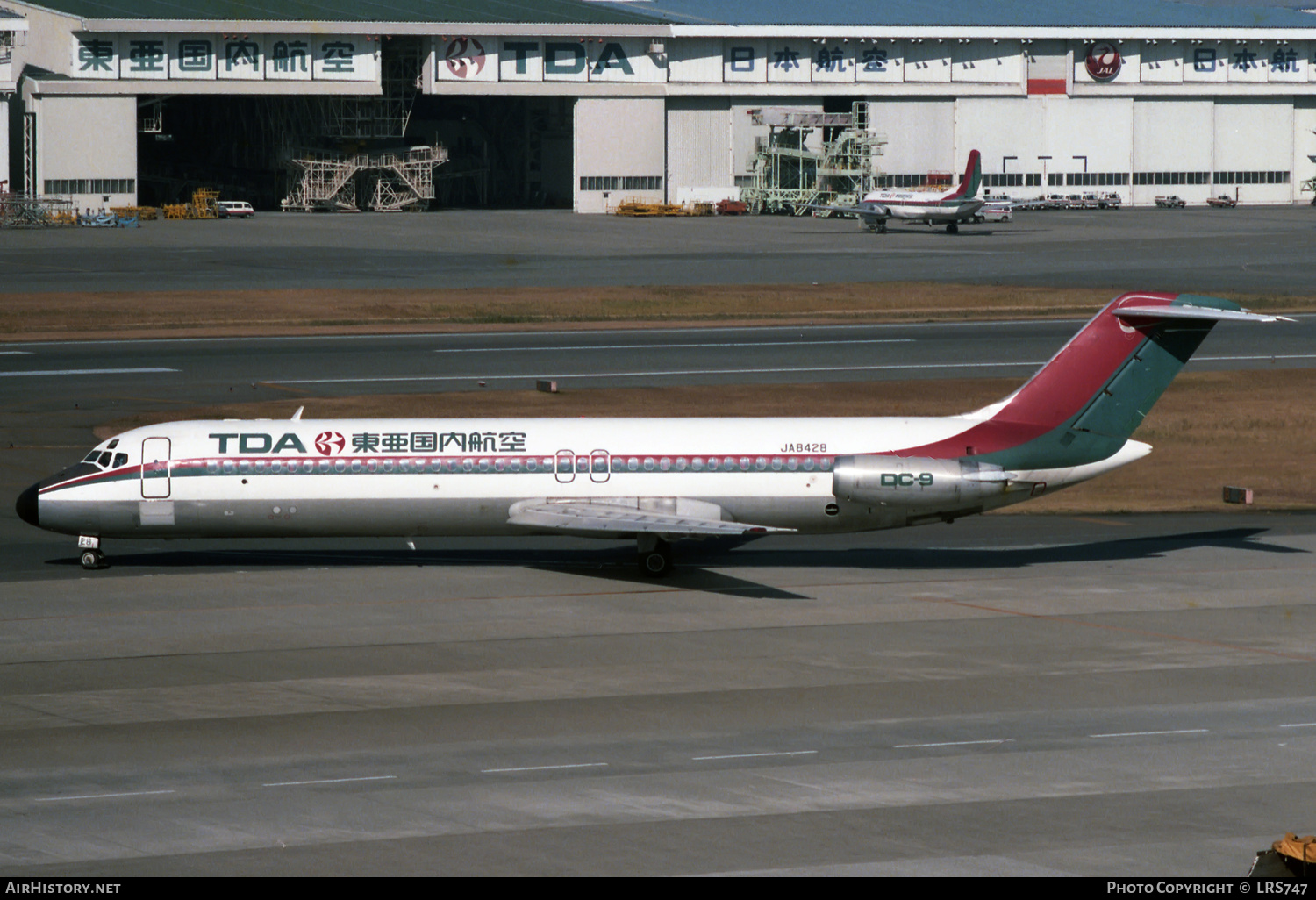 Aircraft Photo of JA8428 | McDonnell Douglas DC-9-41 | TDA - Toa Domestic Airlines | AirHistory.net #302379