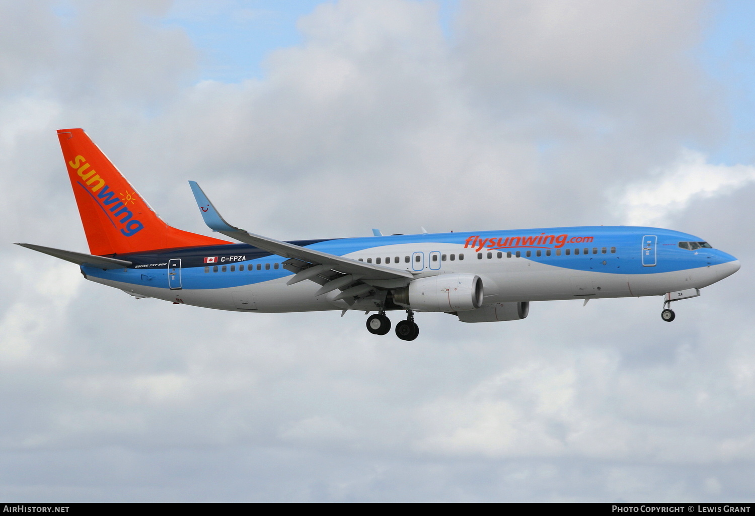 Aircraft Photo of C-FPZA | Boeing 737-8K5 | Sunwing Airlines | AirHistory.net #302502