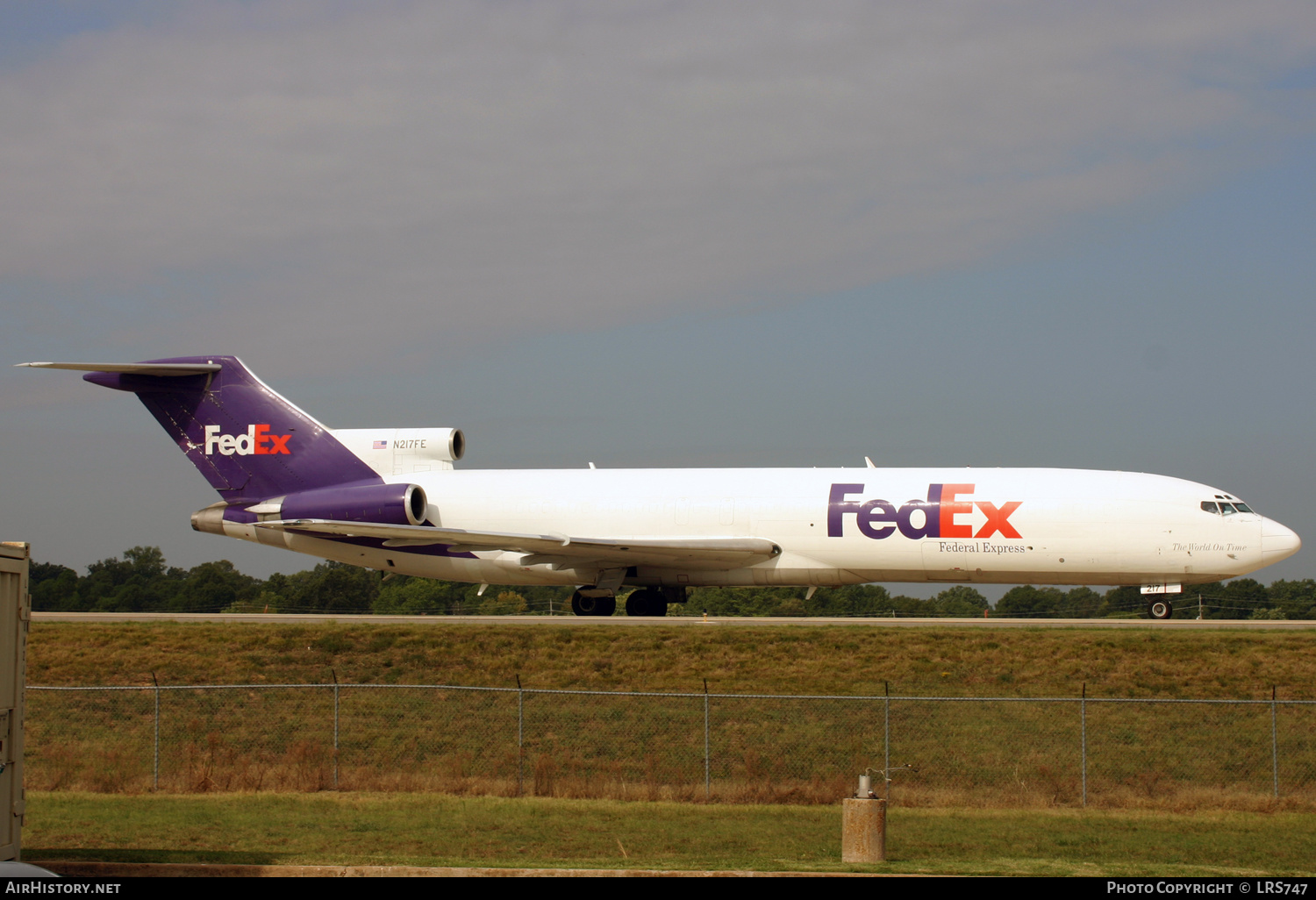 Aircraft Photo of N217FE | Boeing 727-2S2F/Adv | Fedex - Federal Express | AirHistory.net #302549