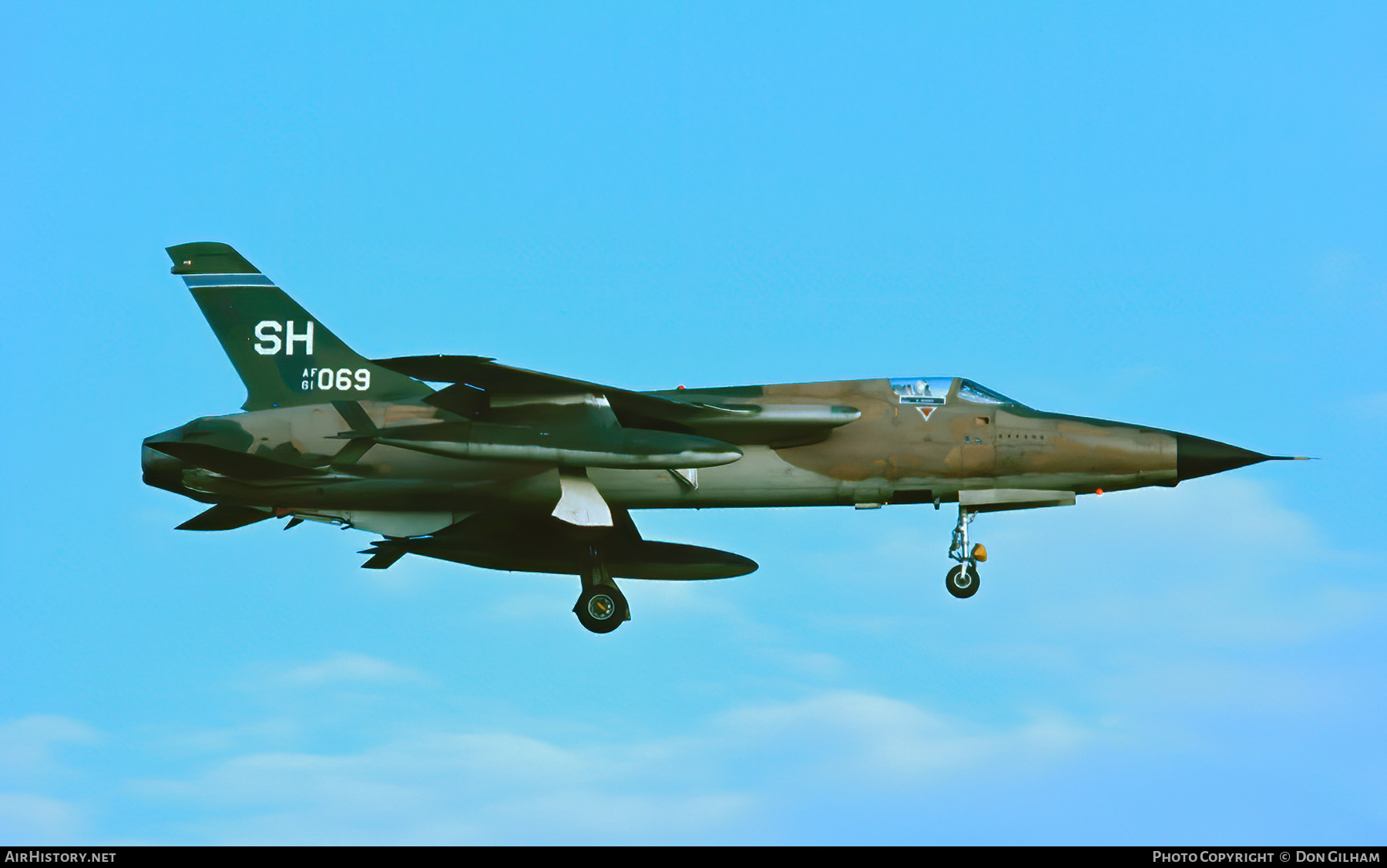 Aircraft Photo of 61-0069 / AF61-069 | Republic F-105D Thunderchief | USA - Air Force | AirHistory.net #302575