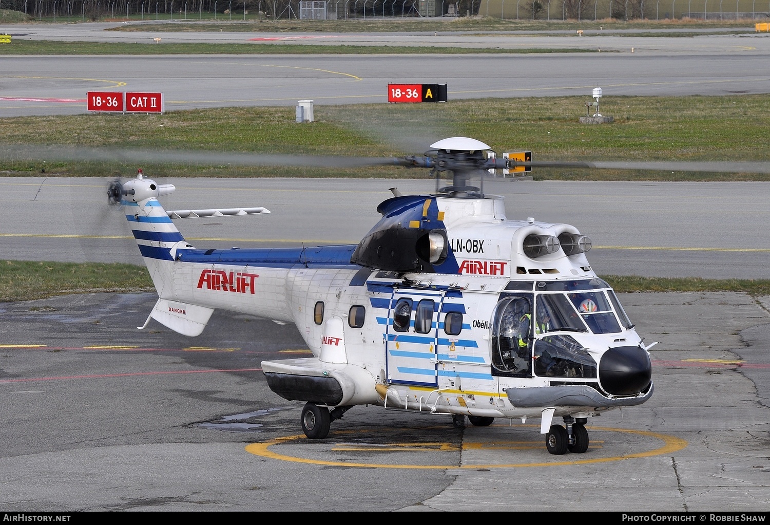Aircraft Photo of LN-OBX | Aerospatiale AS-332C1 Super Puma | Airlift | AirHistory.net #302747