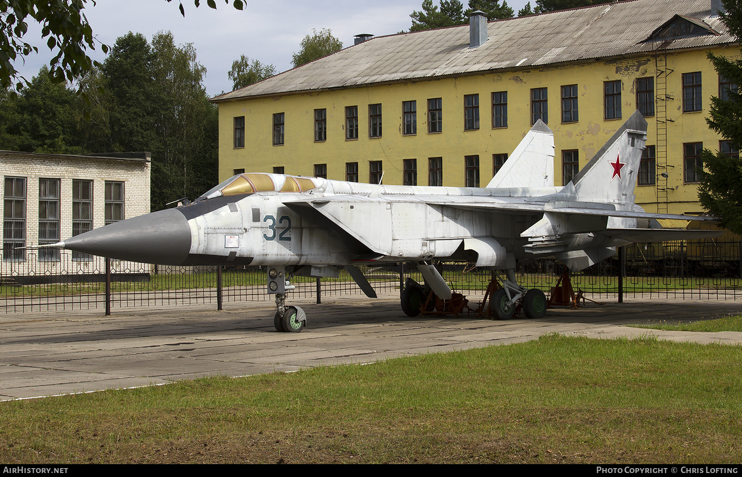 Aircraft Photo of 32 blue | Mikoyan-Gurevich MiG-31 | Russia - Air Force | AirHistory.net #302811